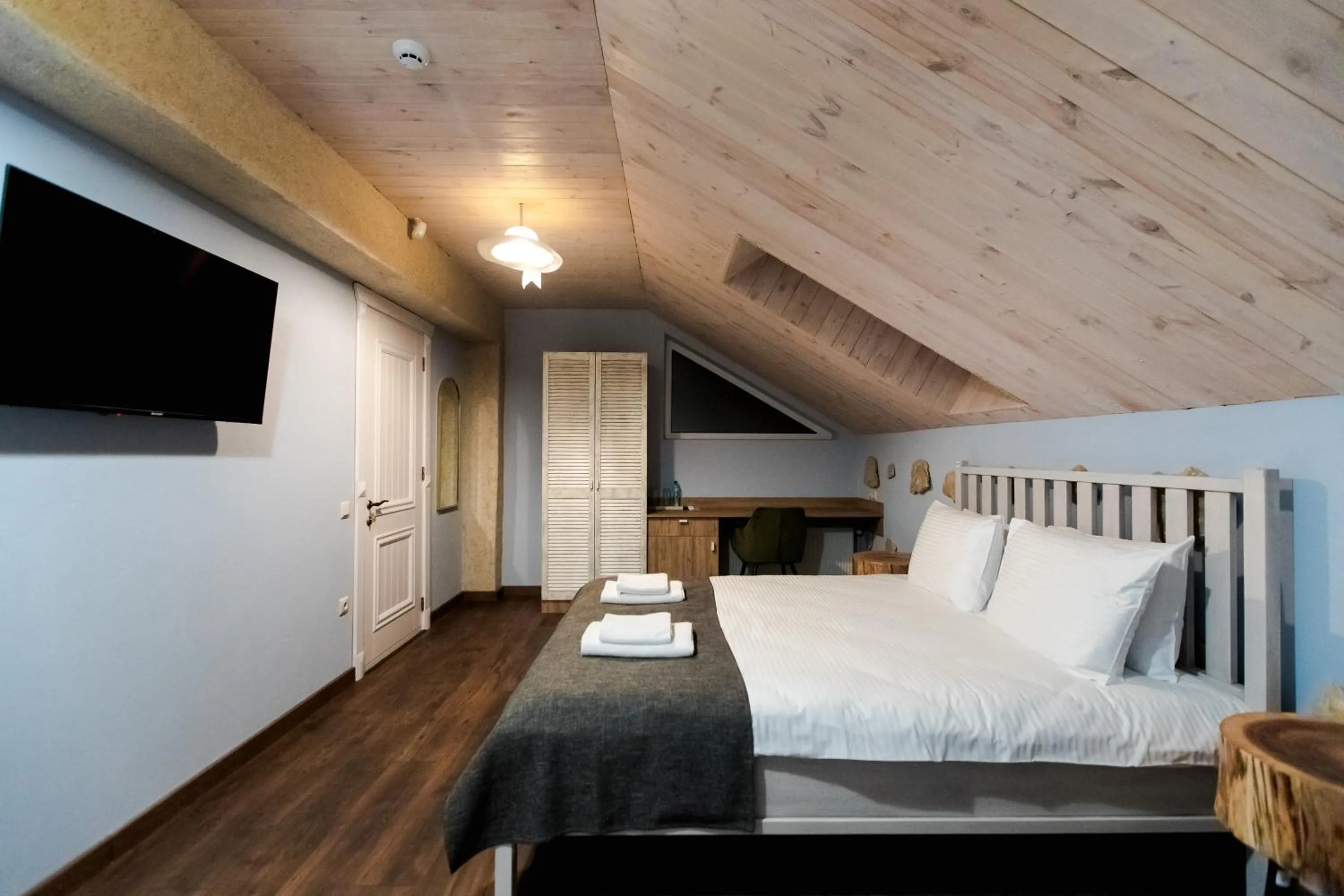 Bedroom, Bed in Hotel Kazak Club