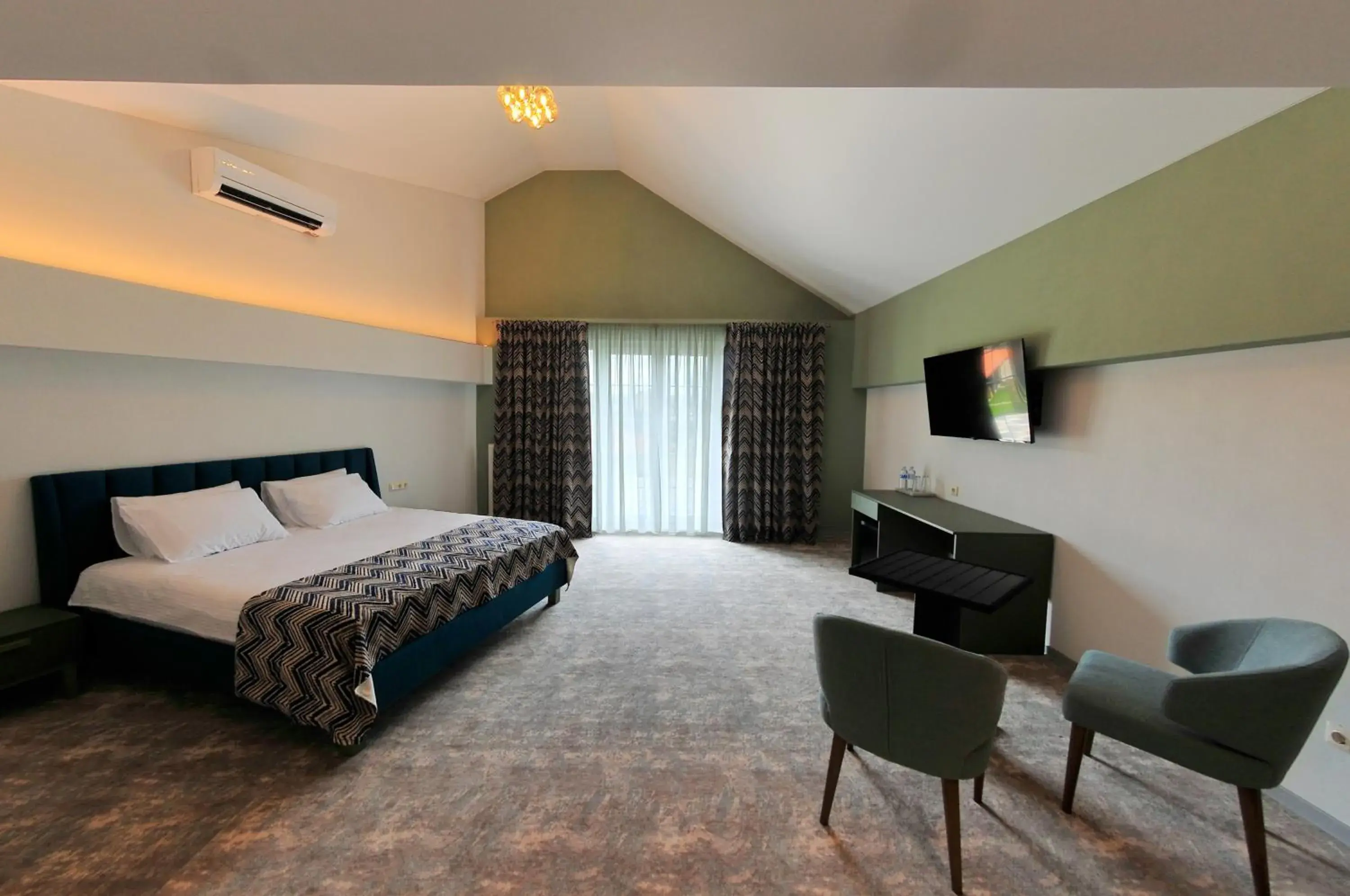 Suite with Terrace - single occupancy in Hotel Kazak Club Suite with Terrace - single occupancy in Hotel Kazak Club