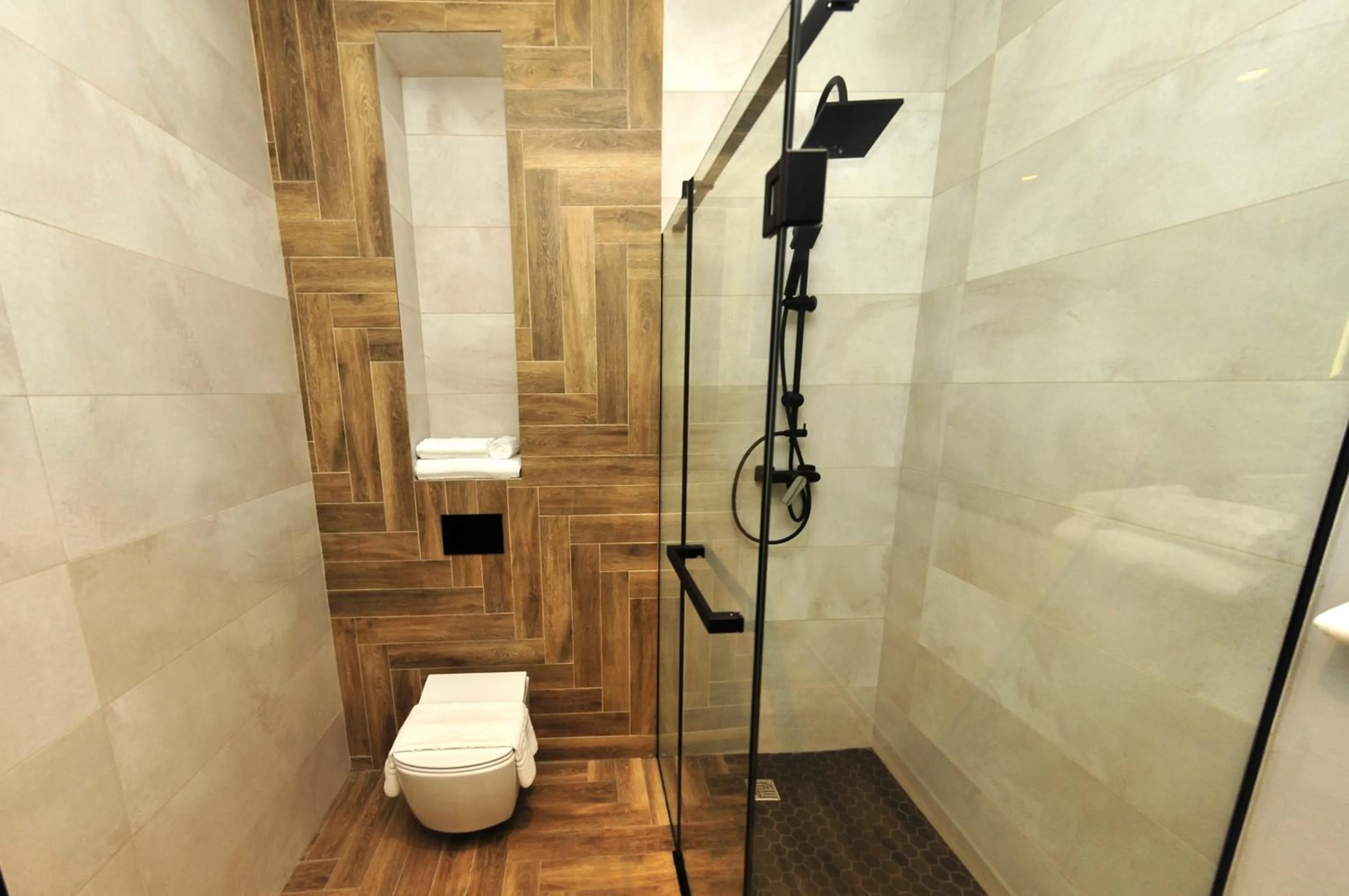 Shower in Hotel Kazak Club