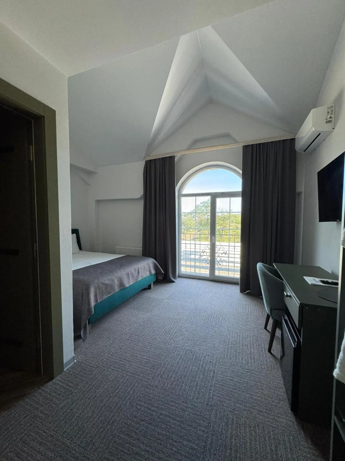 Photo of the whole room, Bed in Hotel Kazak Club