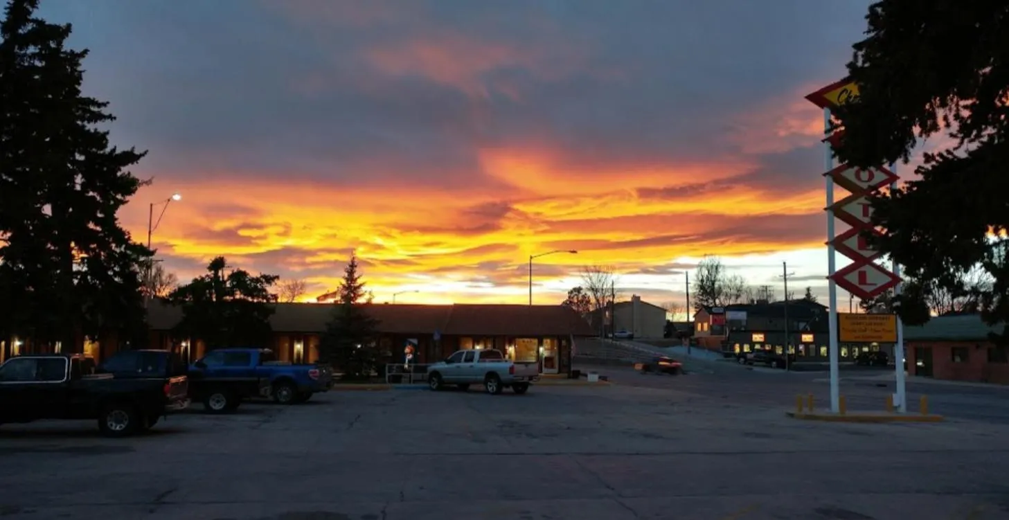 Sunset in Cheyenne Motel