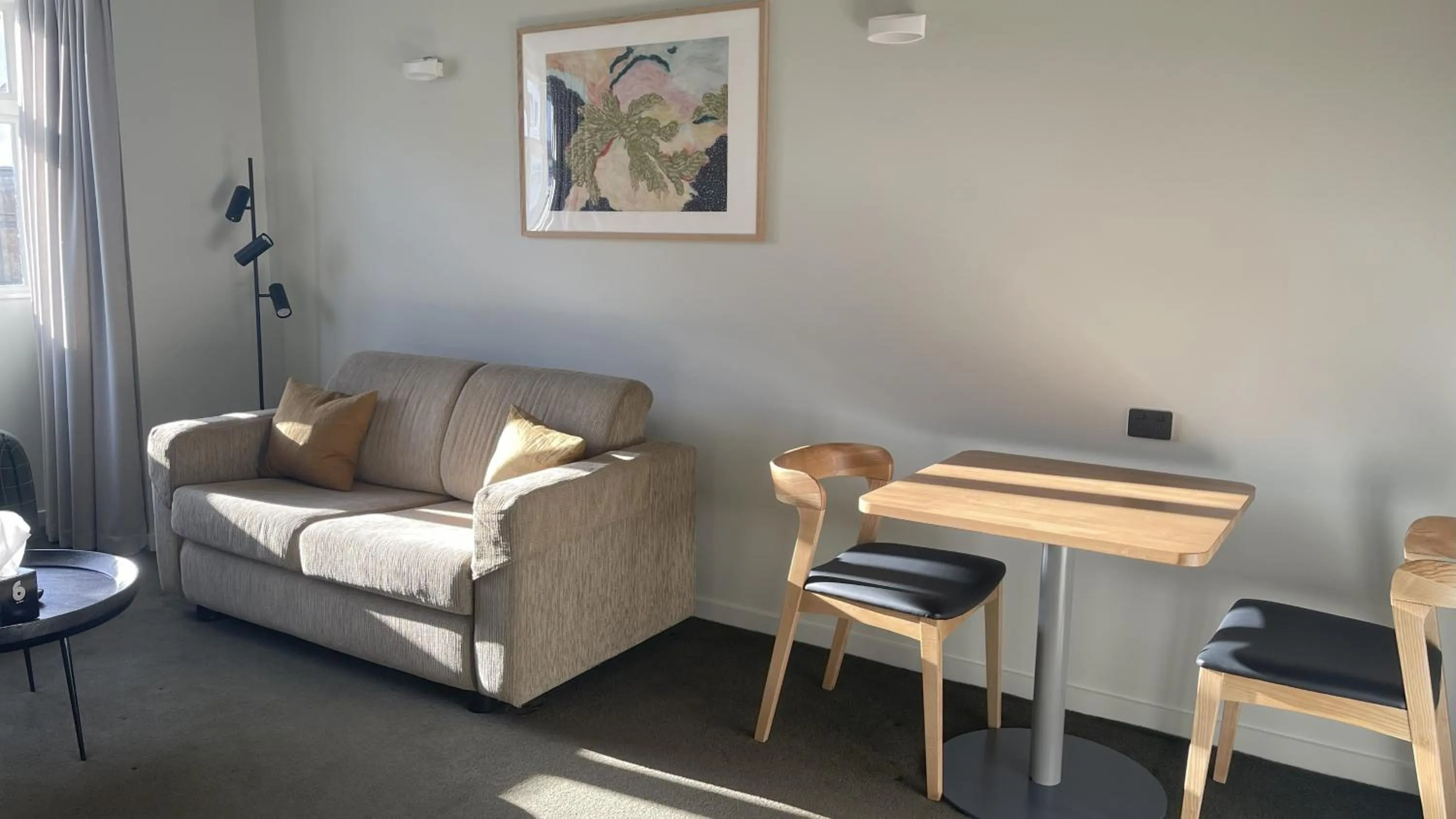 Seating area in The Elmwood Motel