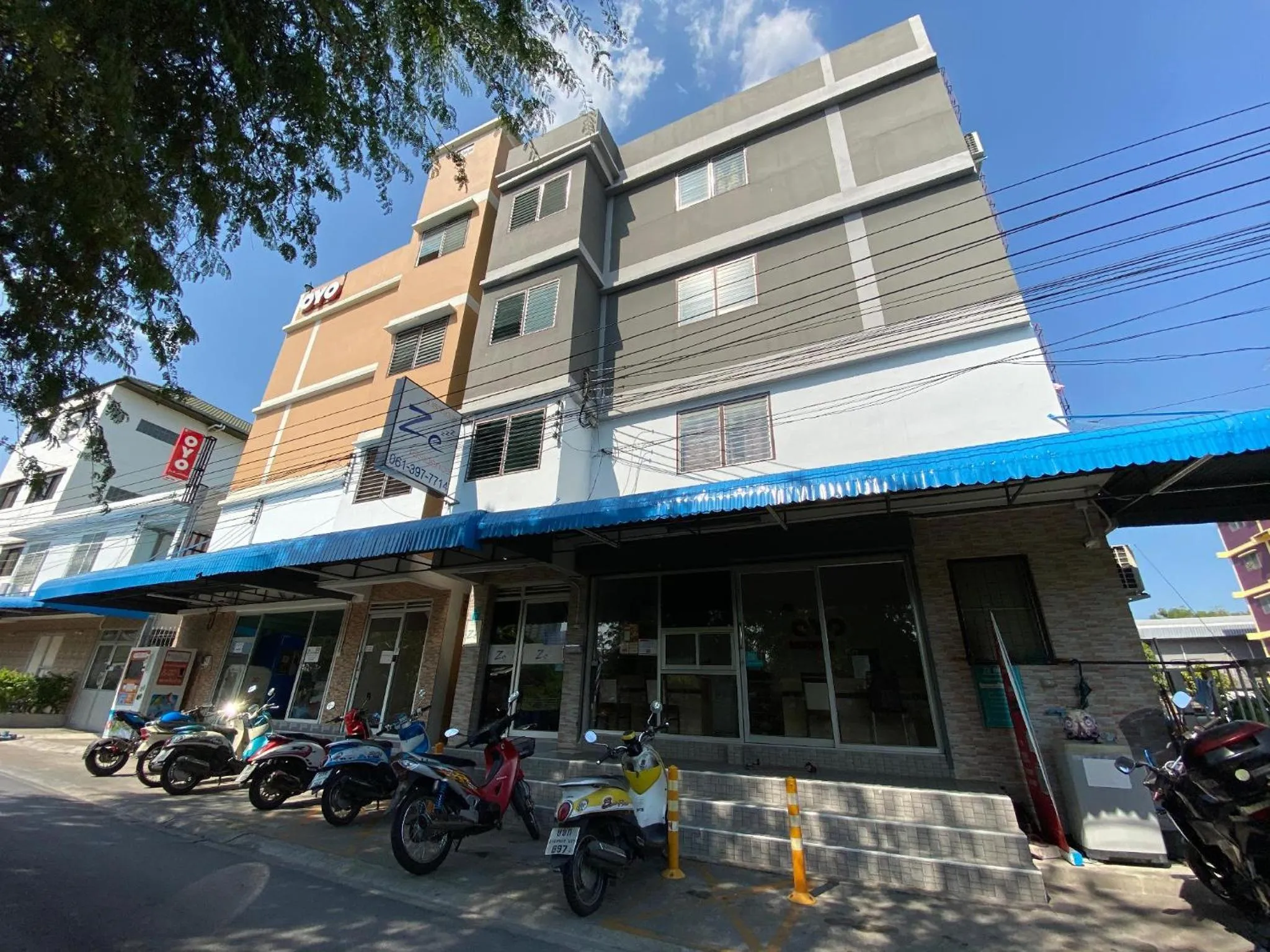 Property building in Ze Residence Ramintra