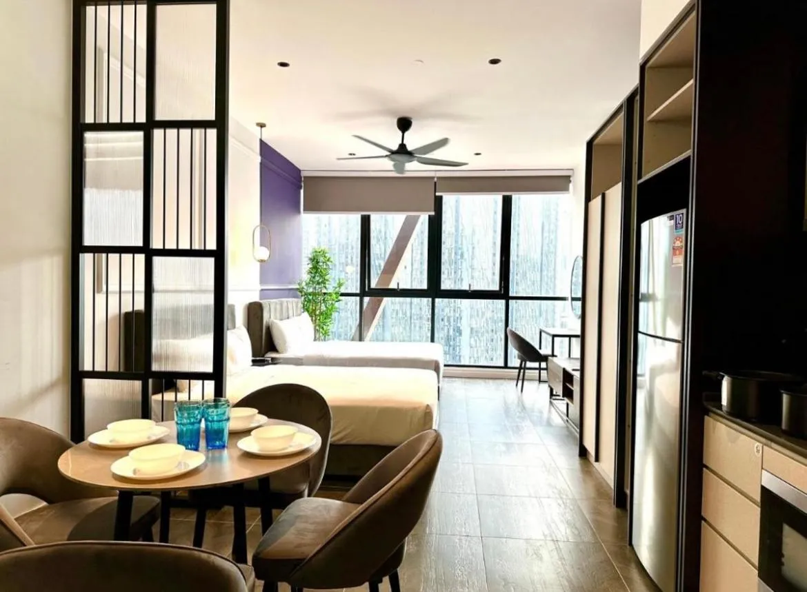 Scarletz Suites KLCC by Summertime