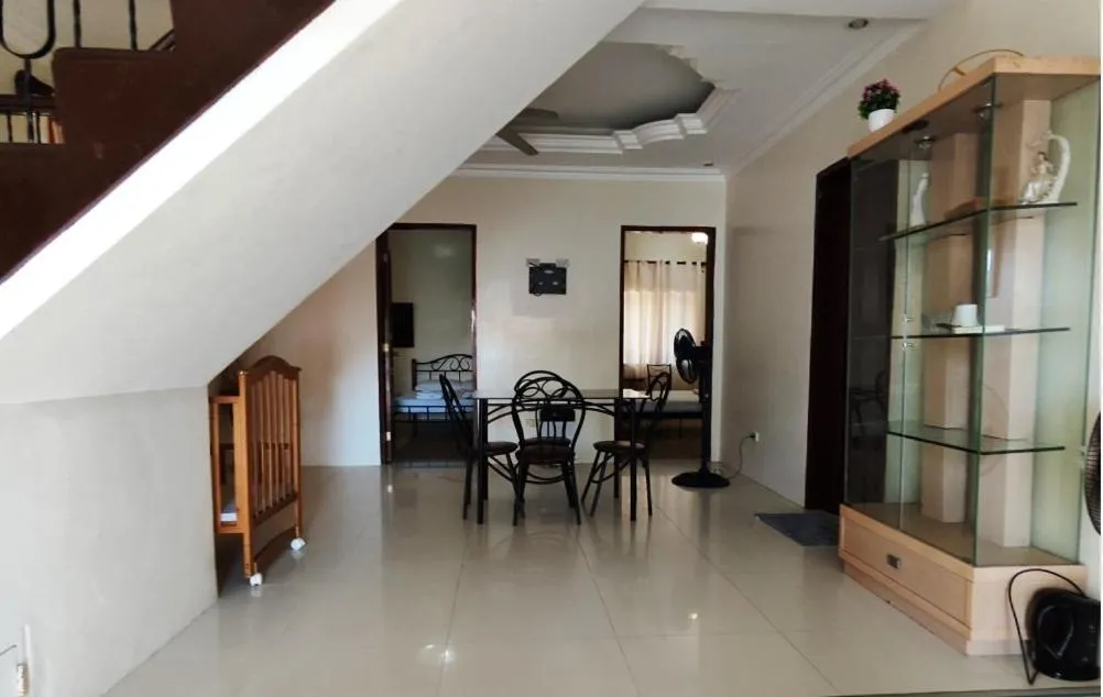 Kitchen or kitchenette in Bluewaves Resort - Basdaku by Hiverooms