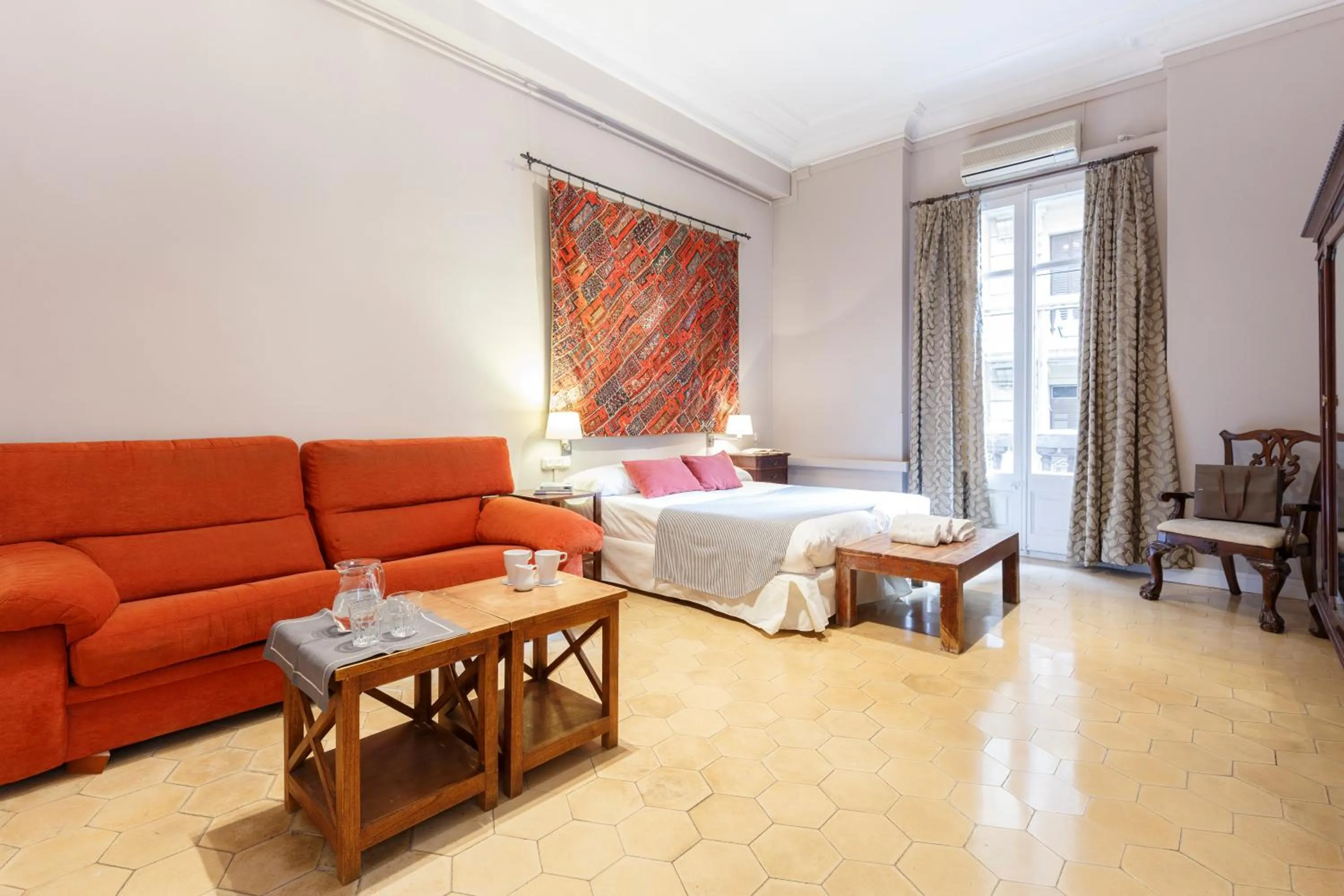 Bedroom, Bed in AinB B&B Born-Via Laietana