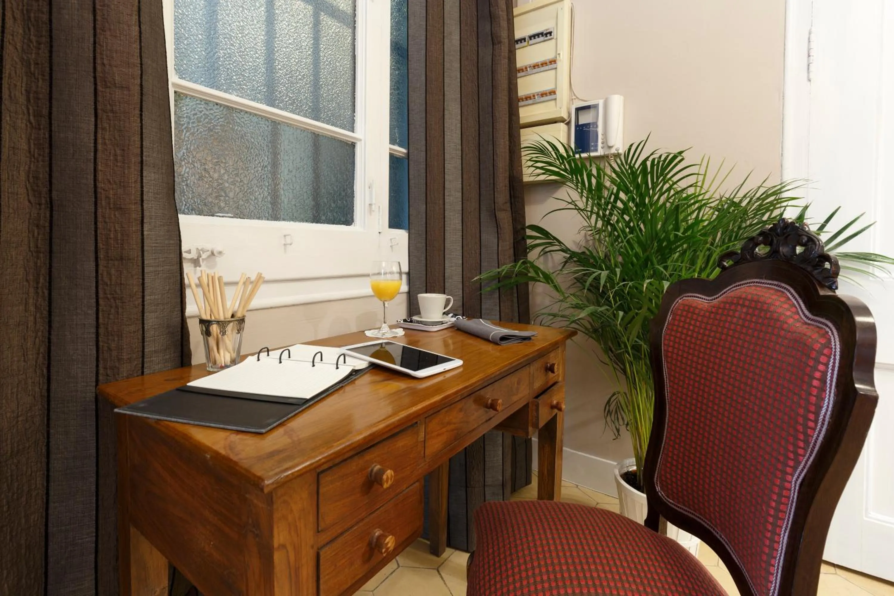 Area and facilities in AinB B&B Born-Via Laietana