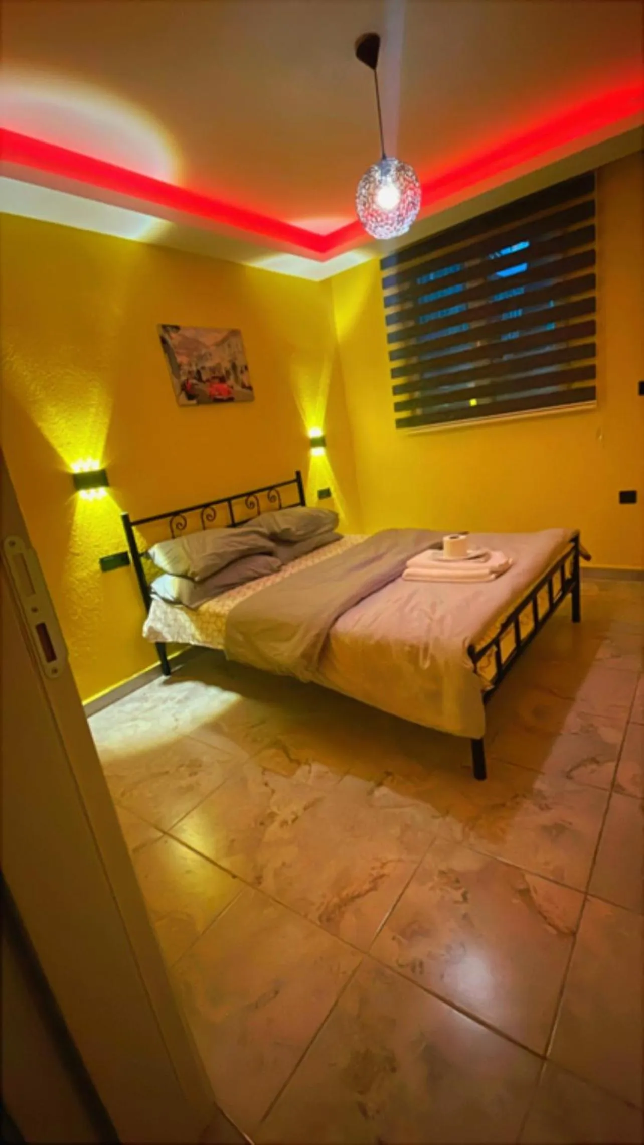 Bedroom, Bed in Taksim academie house