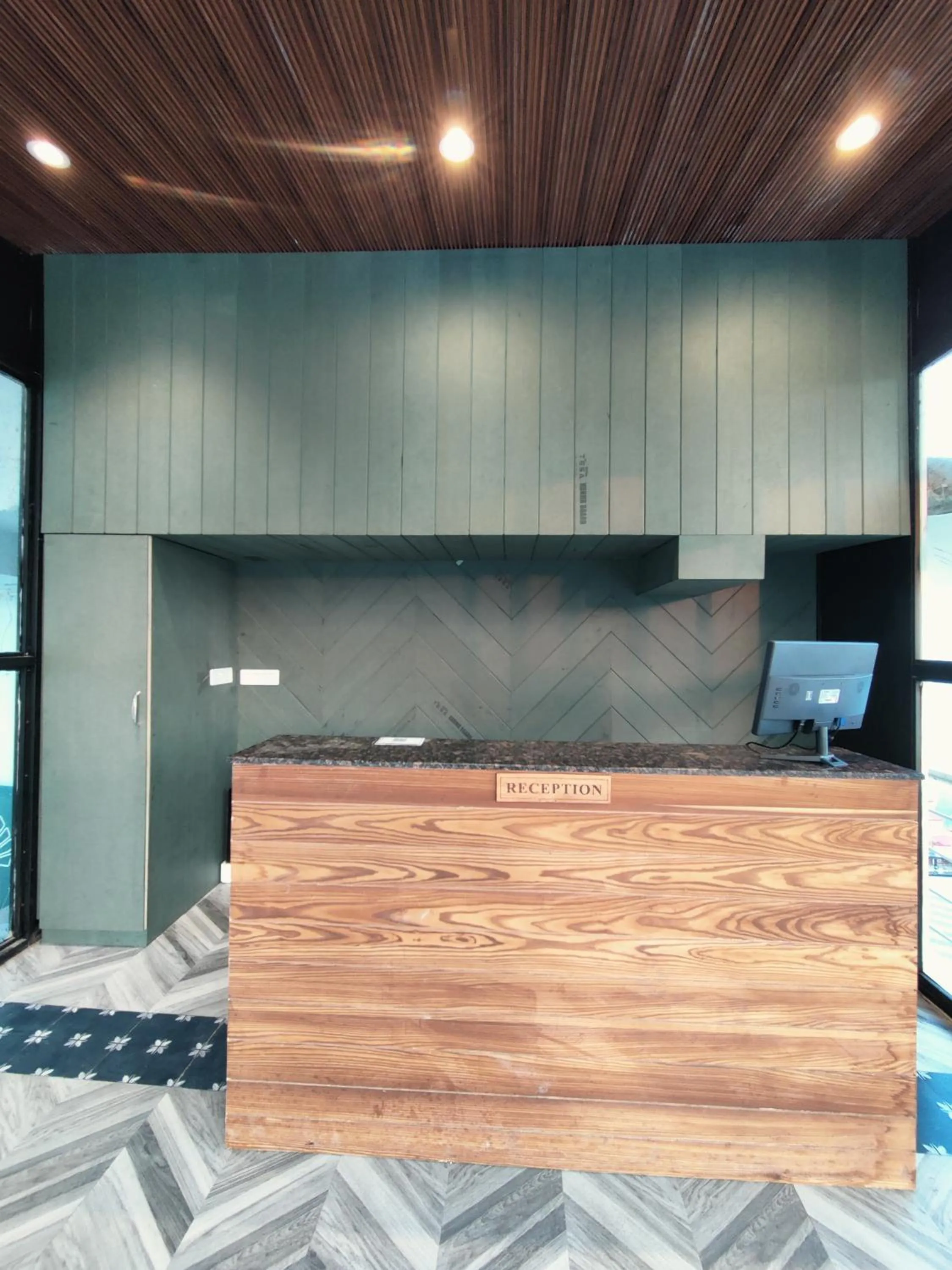 Lobby or reception in Sangam by Stotrak, Jhula Ghar Mussoorie