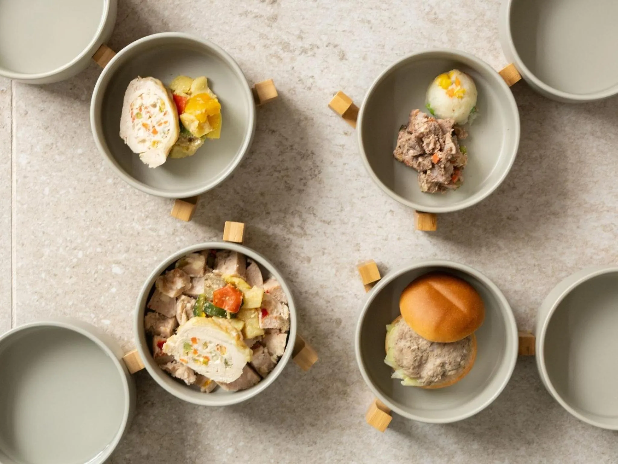 Food in hotel anddoggy Kyoto Nijo