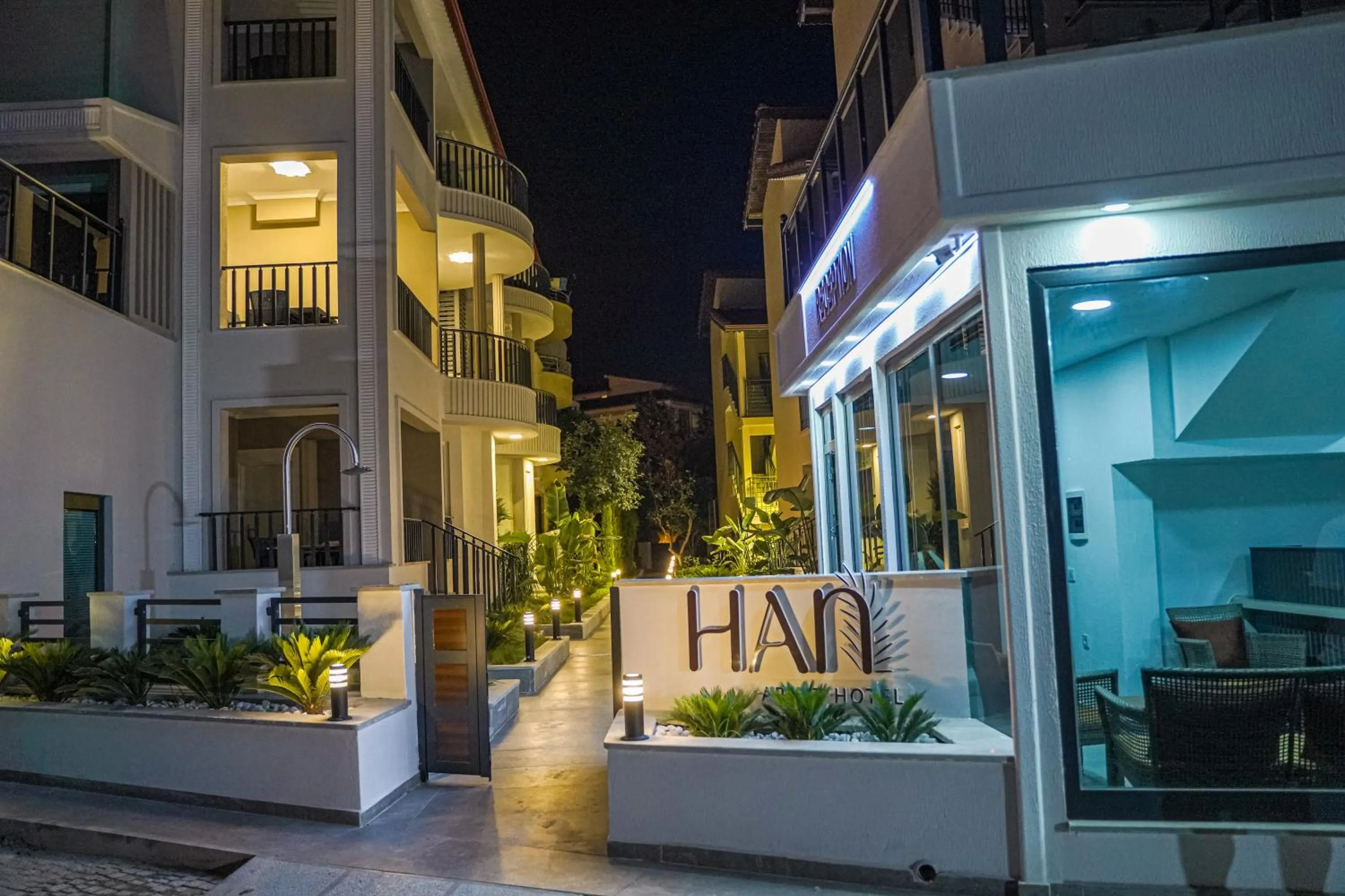 Property building in Han Apart Hotel Side