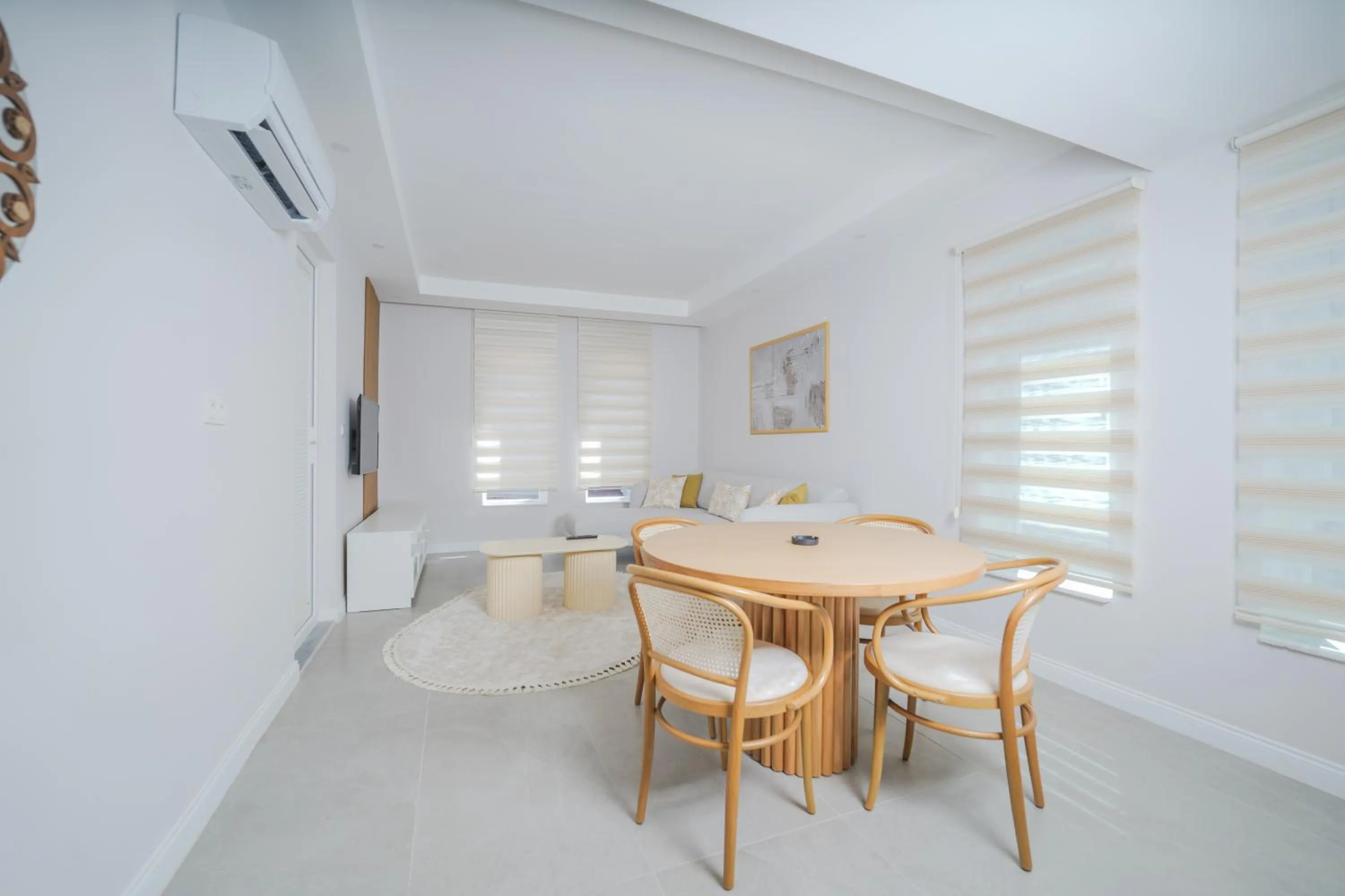 TV and multimedia in Han Apart Hotel Side