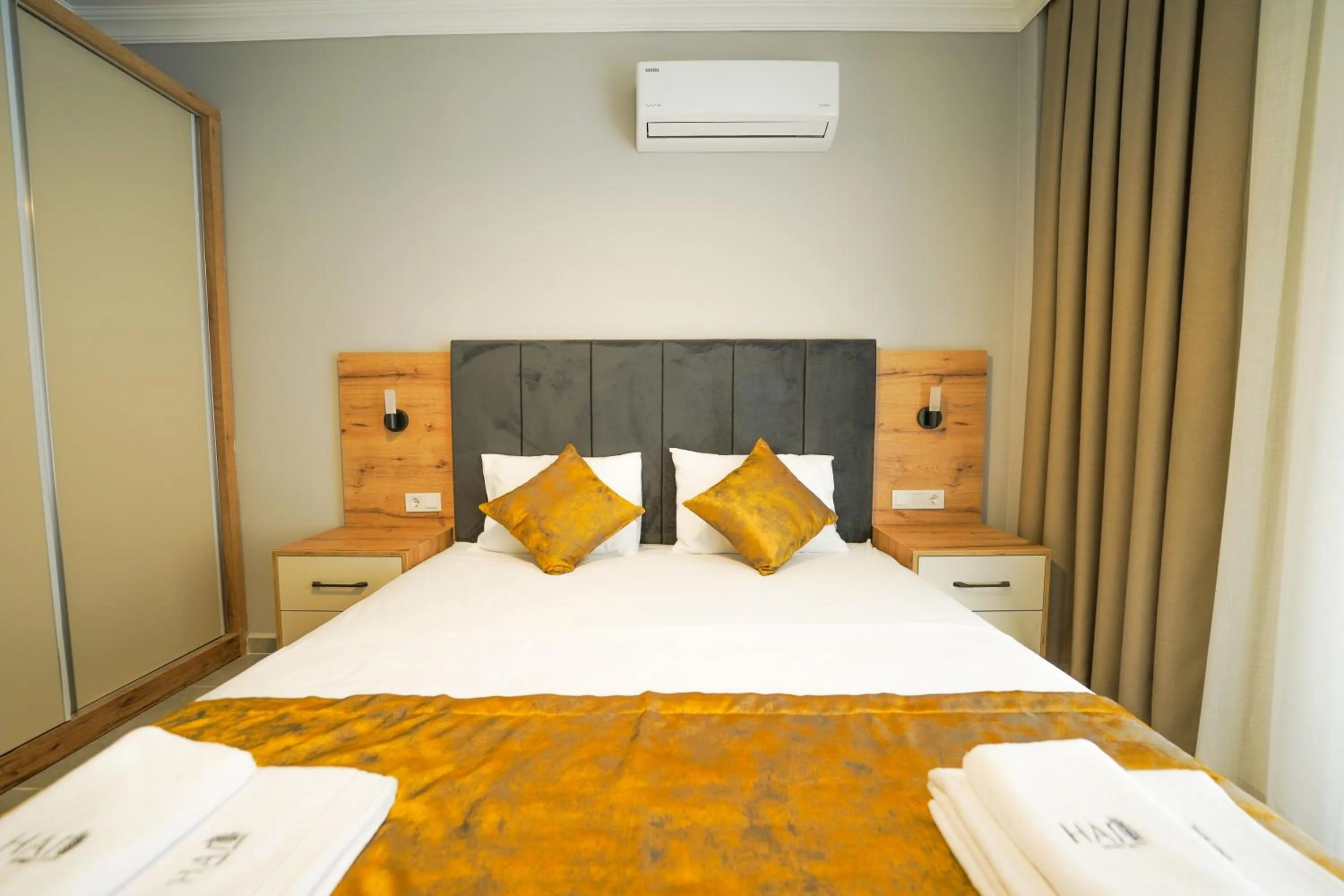 Bed in Han Apart Hotel Side