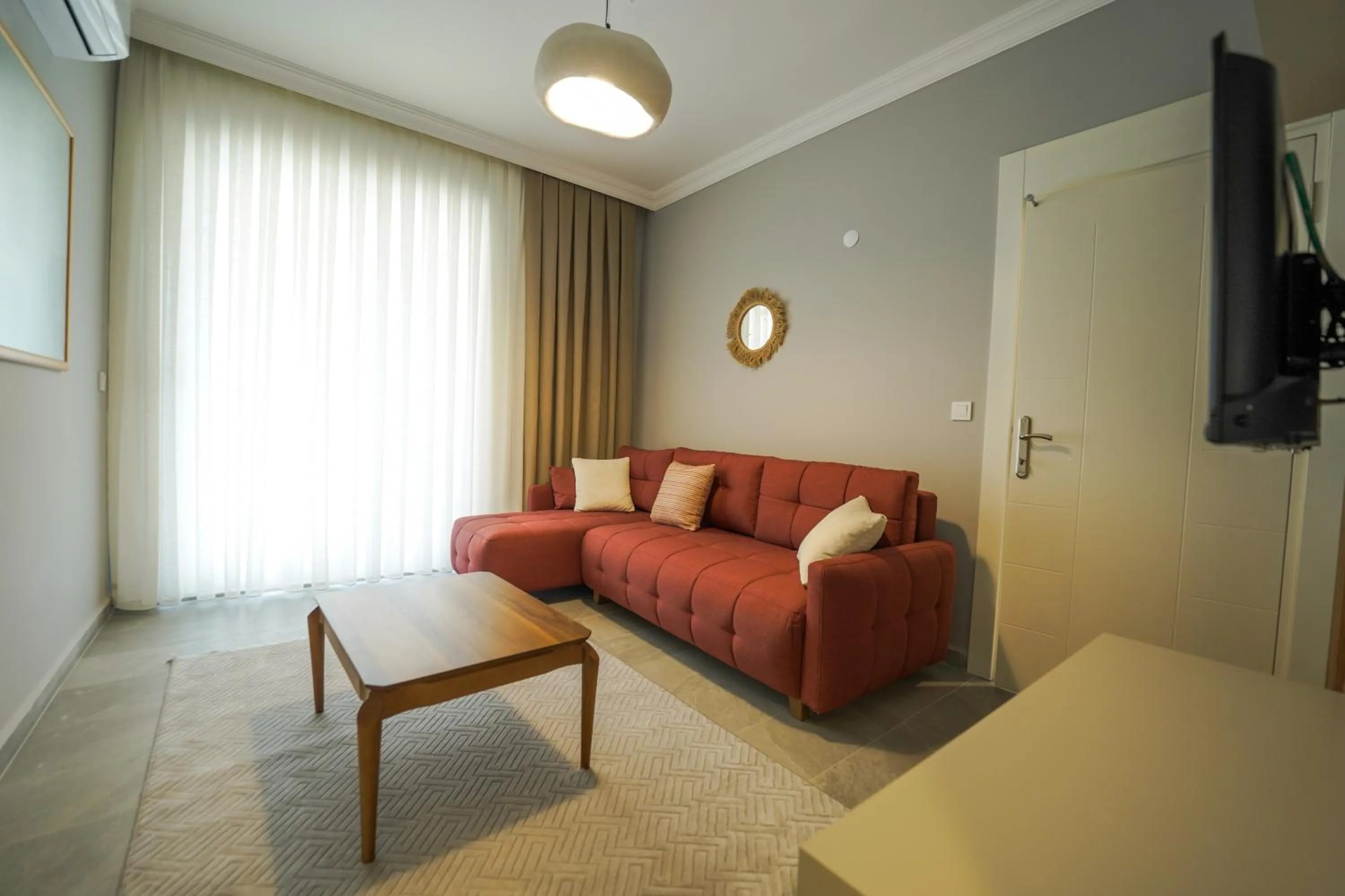 TV and multimedia in Han Apart Hotel Side