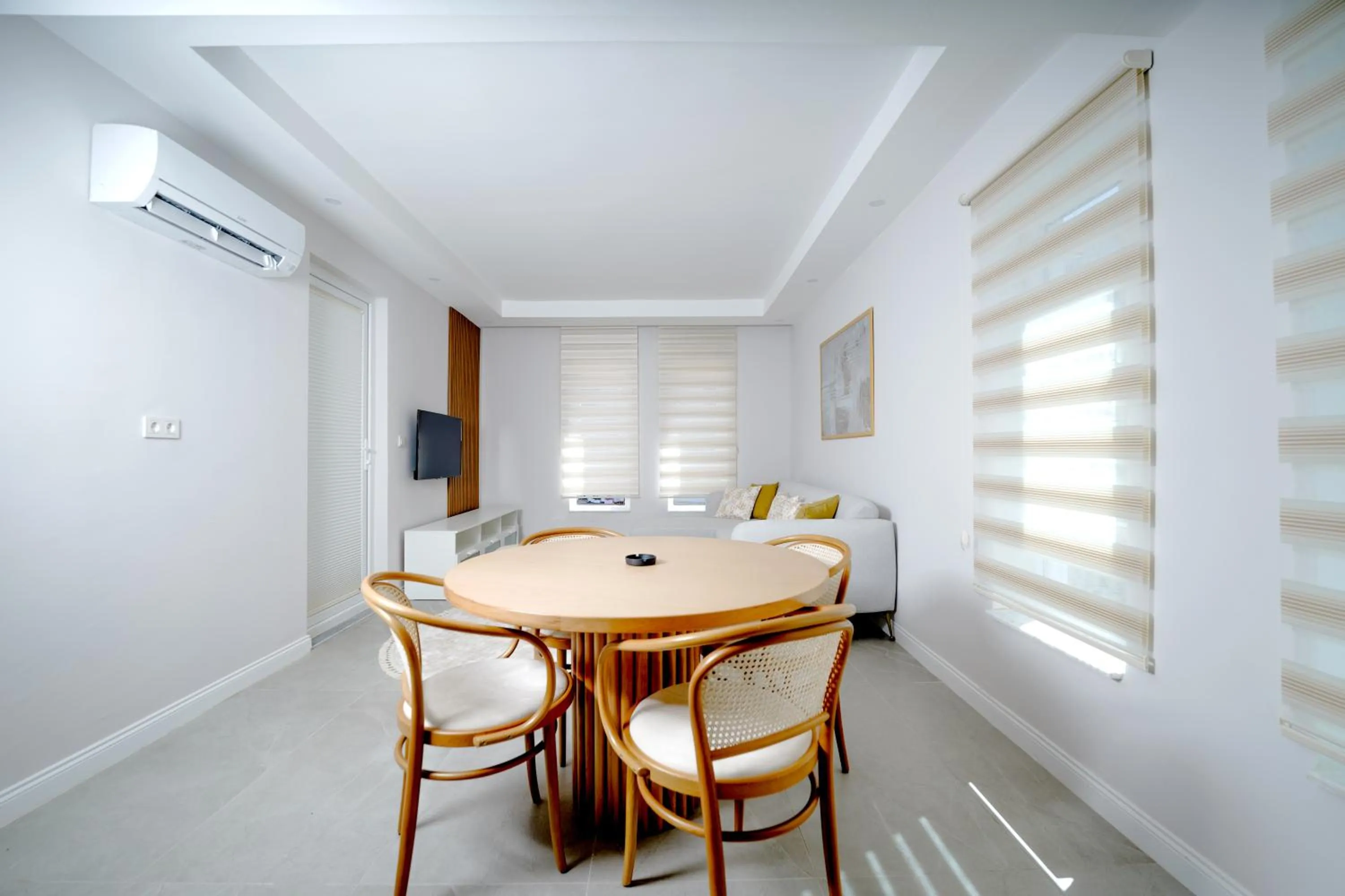 TV and multimedia in Han Apart Hotel Side