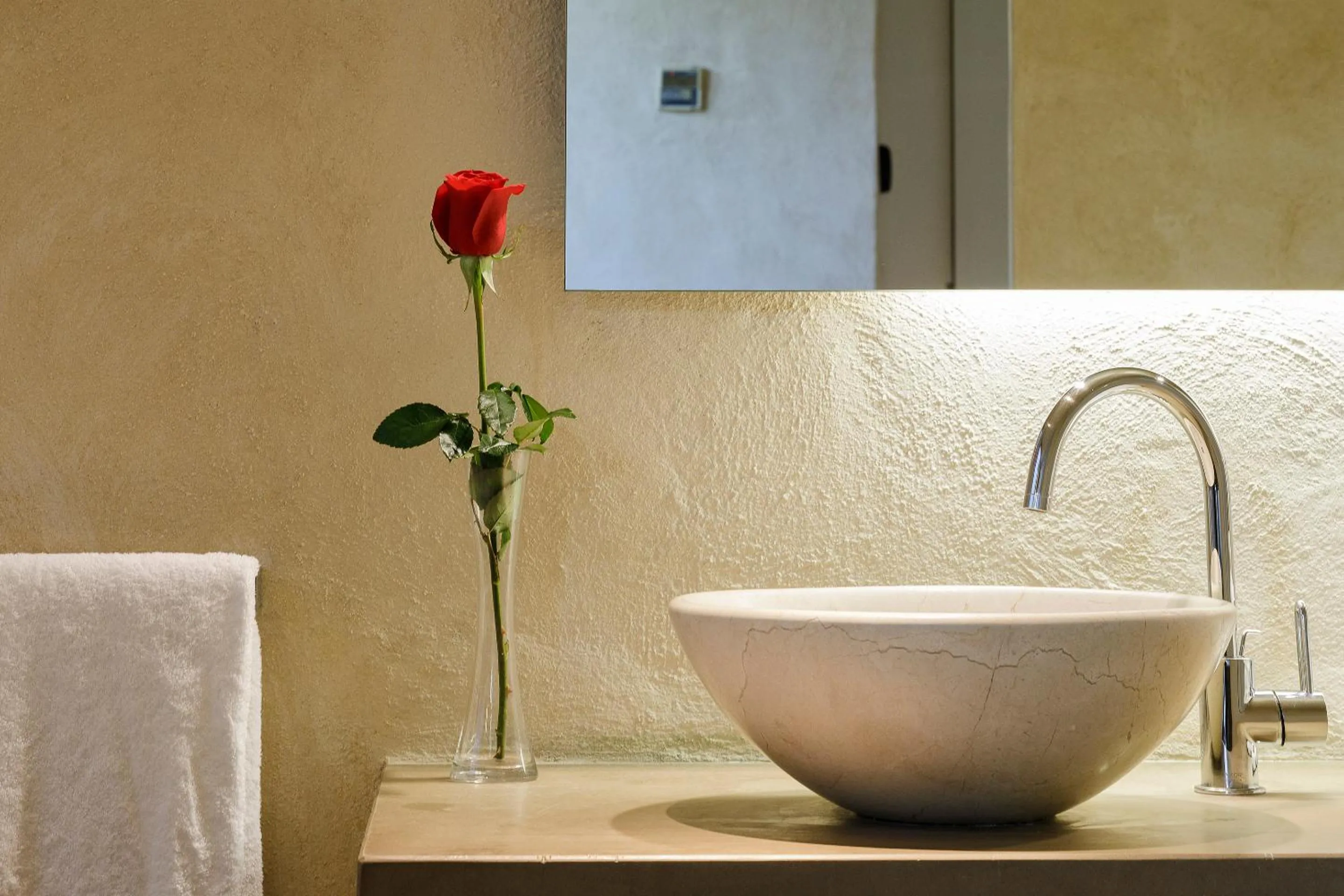 Bathroom in EME Catedral Mercer Hotel