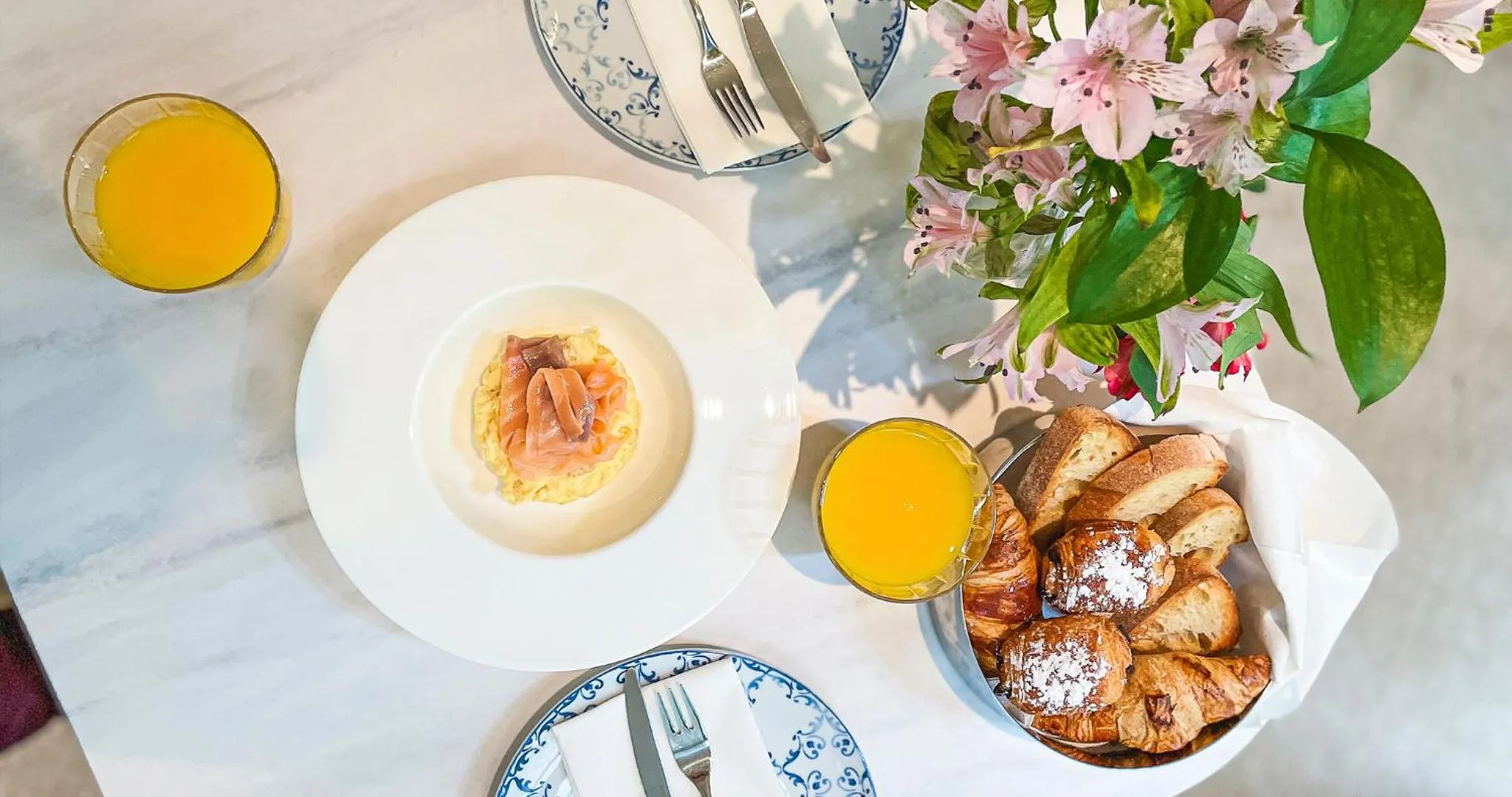 Breakfast in EME Catedral Mercer Hotel