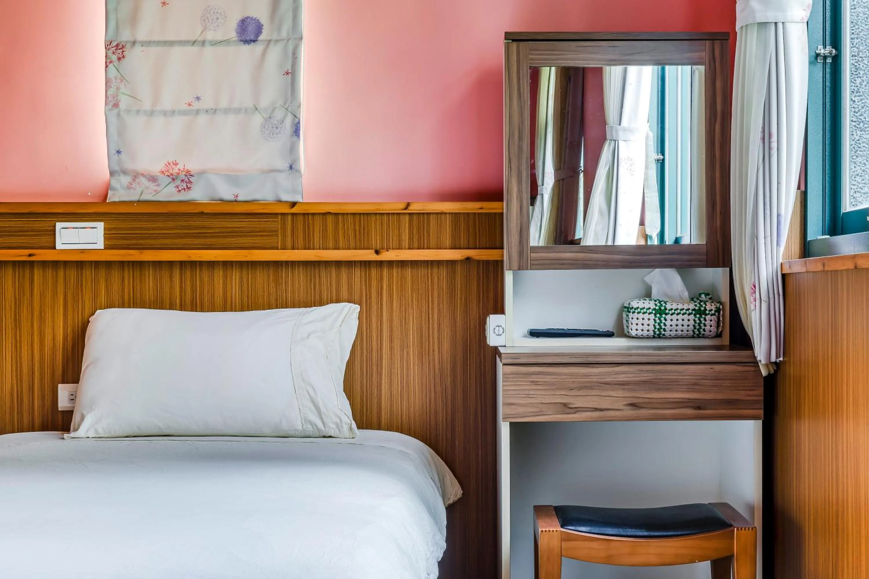 Bedroom, Bed in Green House