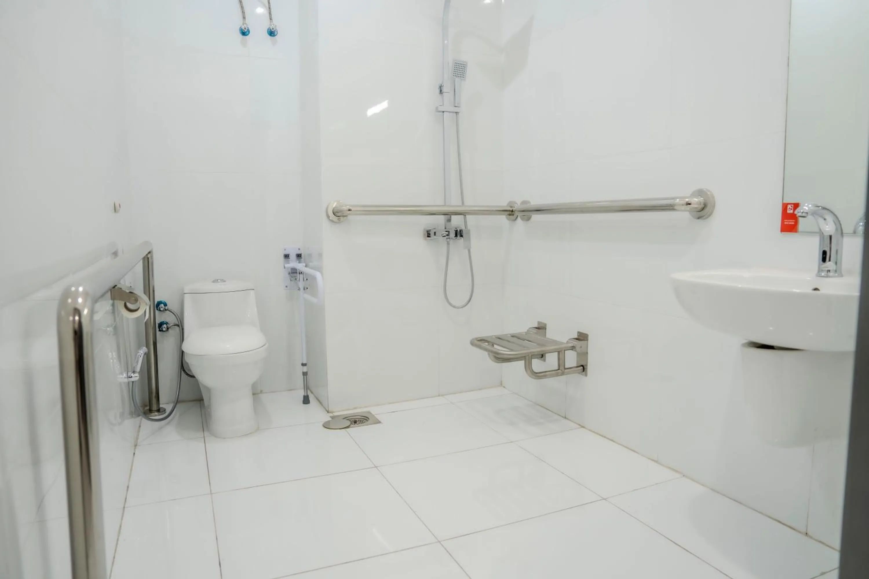 Shower in Swiss Spirit Second Dammam Industrial City