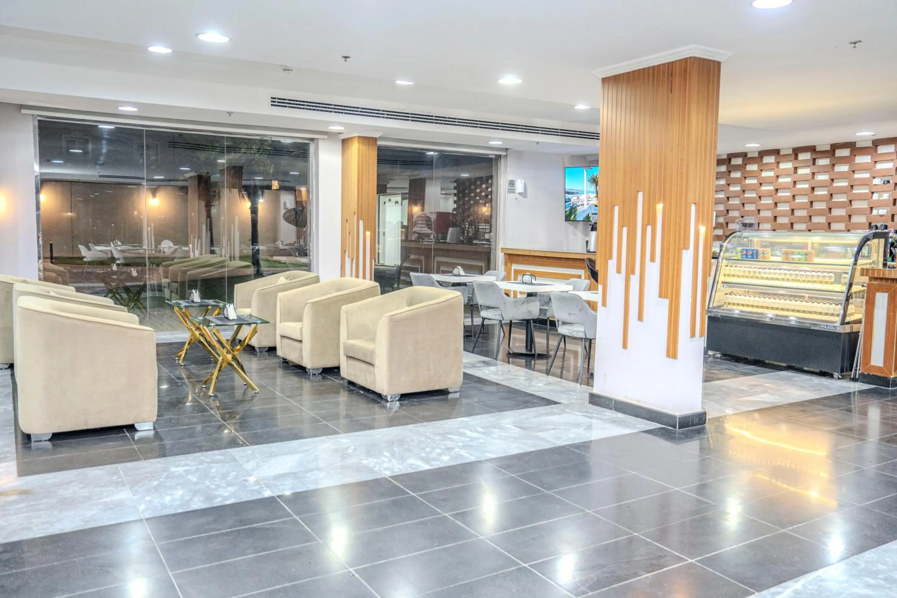 Lobby or reception in Swiss Spirit Second Dammam Industrial City