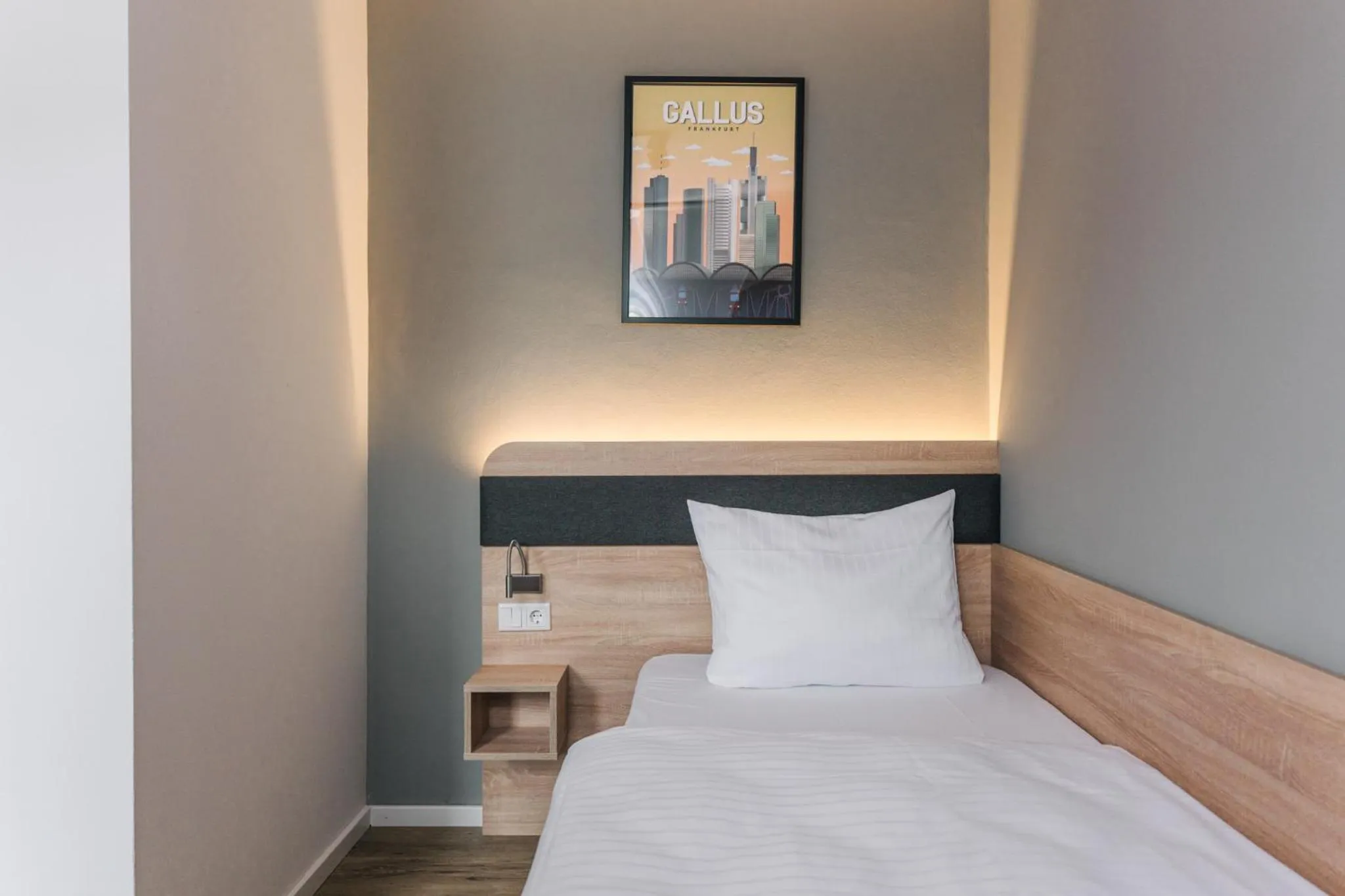 Bed in Homaris Corner Hotel