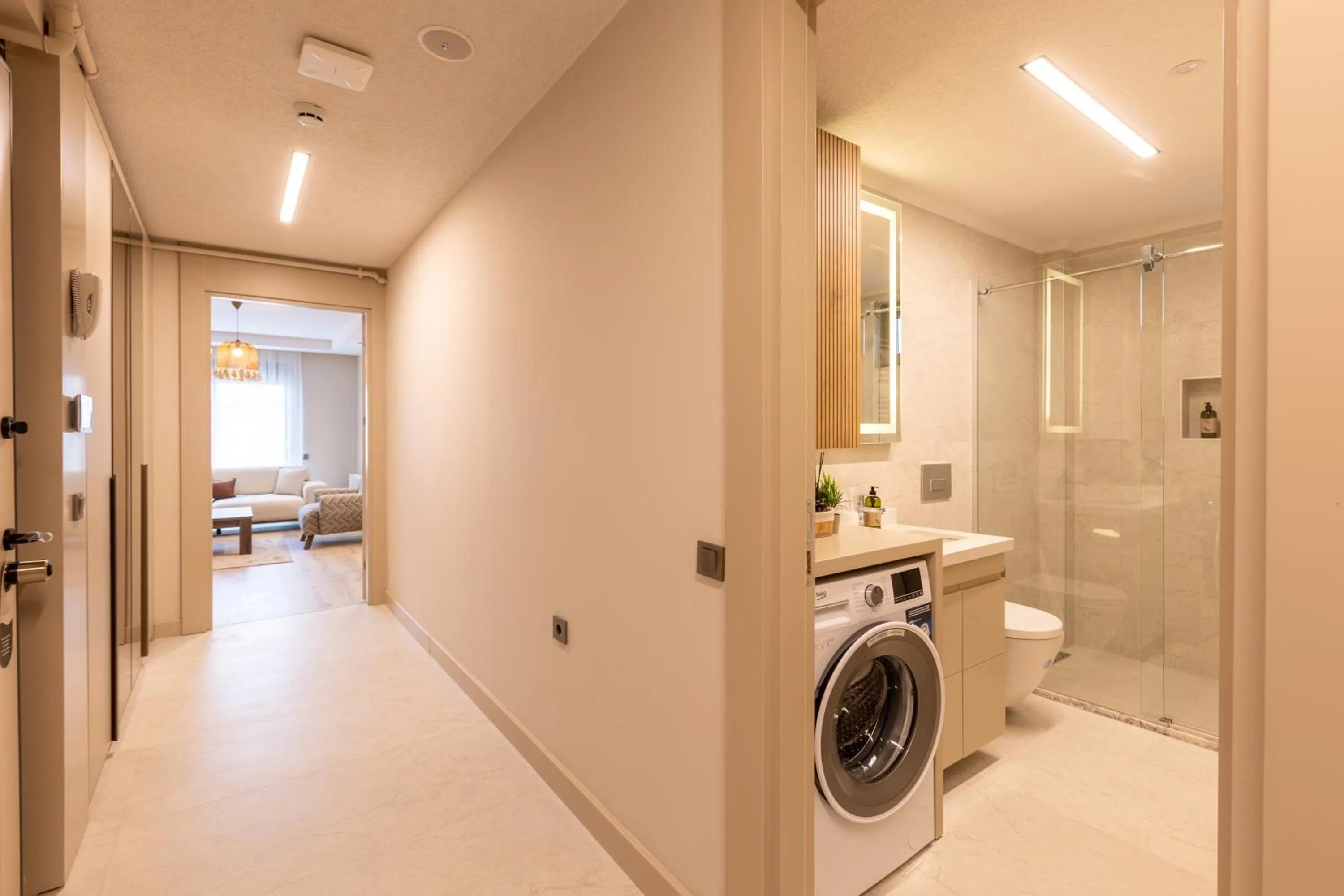 Shower in Los Suites