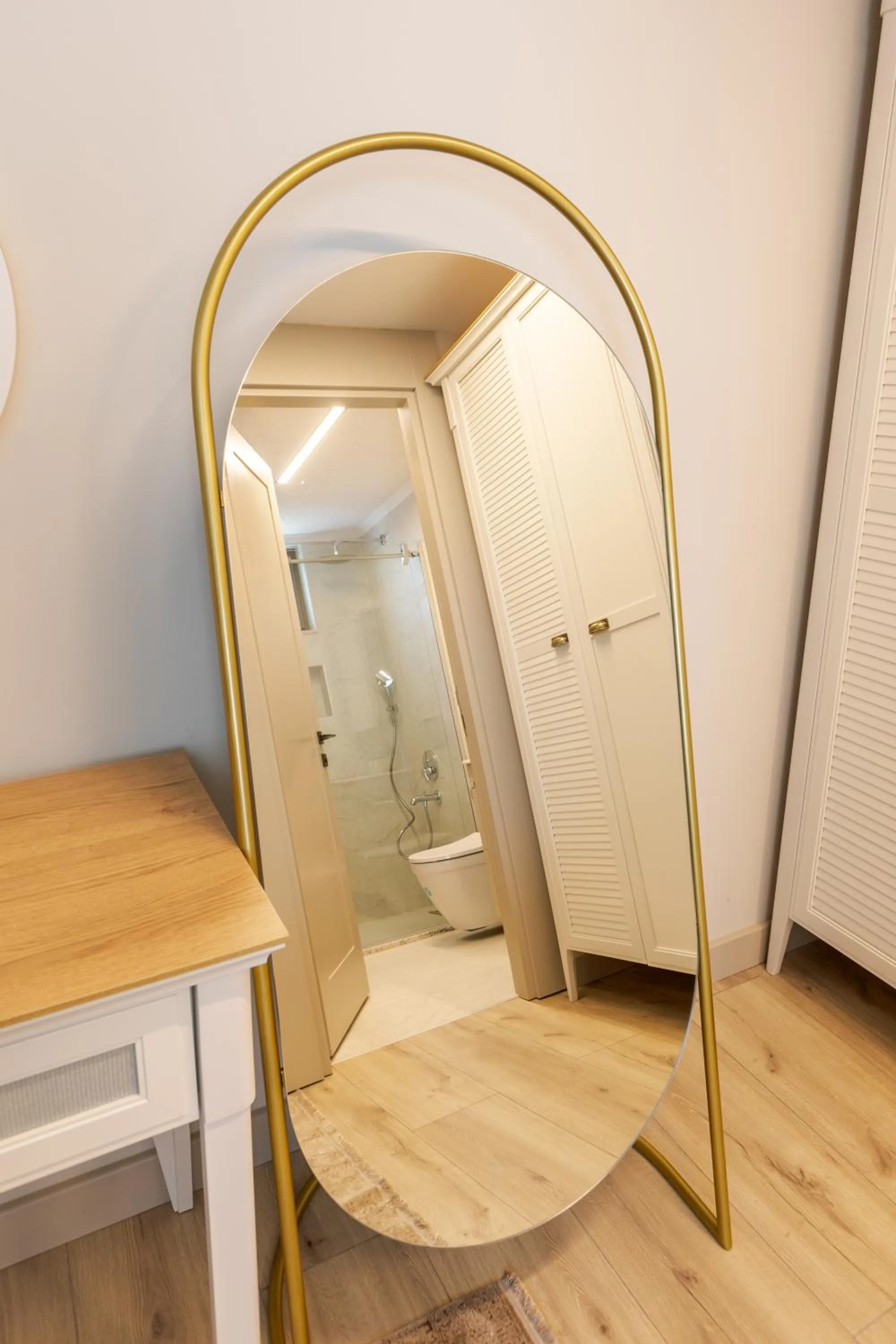 Shower in Los Suites