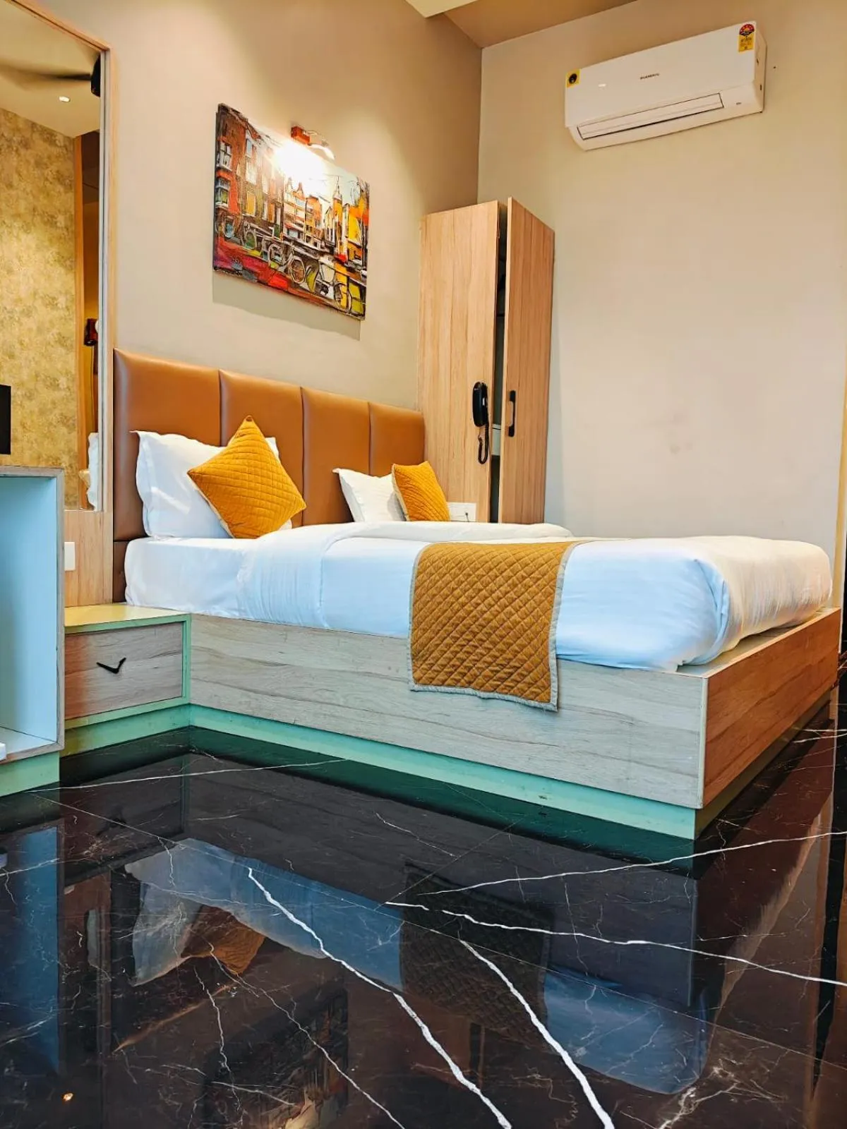 Bed in River An Sky Resort