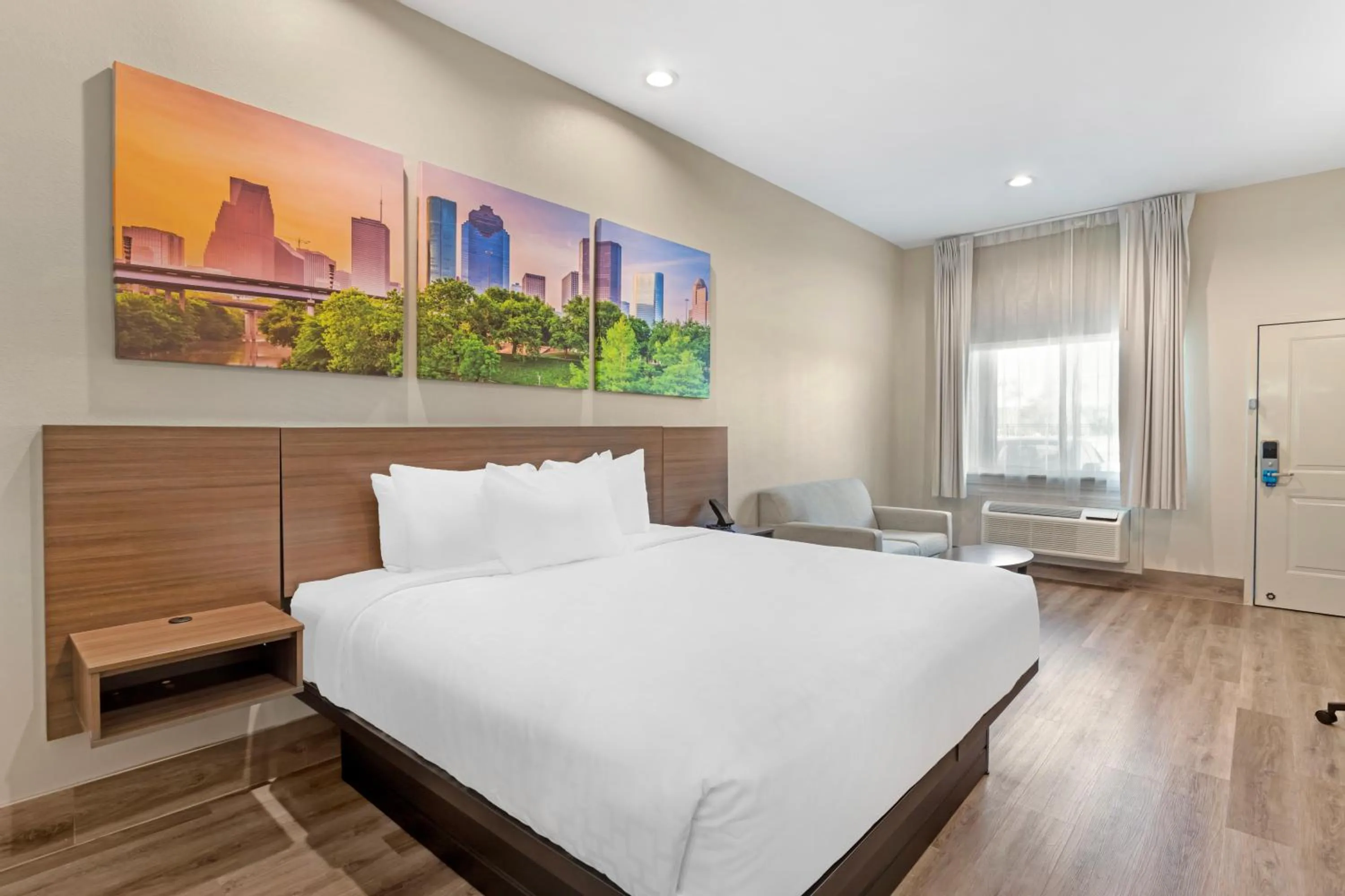 Bed in Clarion Pointe