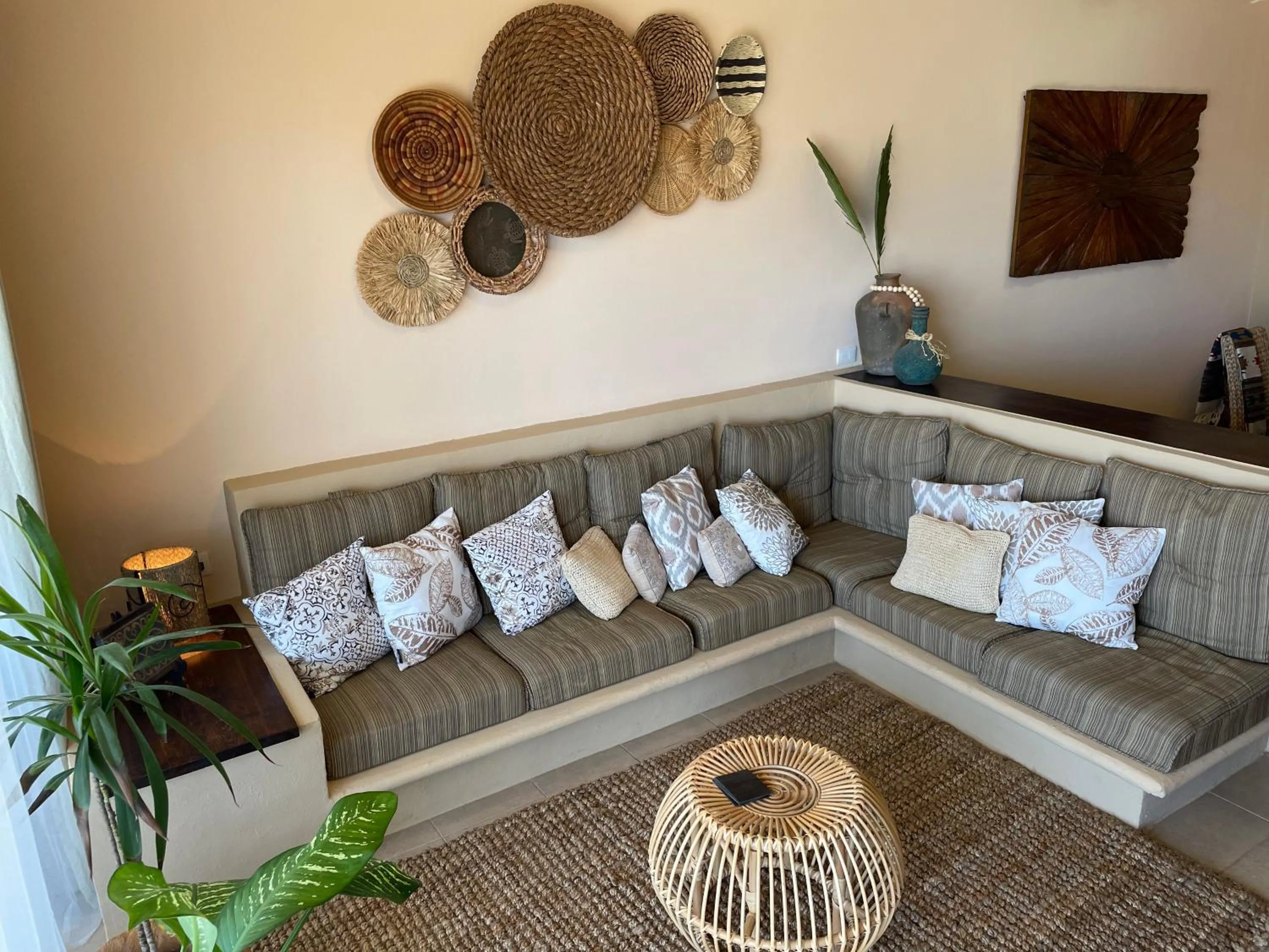 Corona del Mar By Rocky Host
