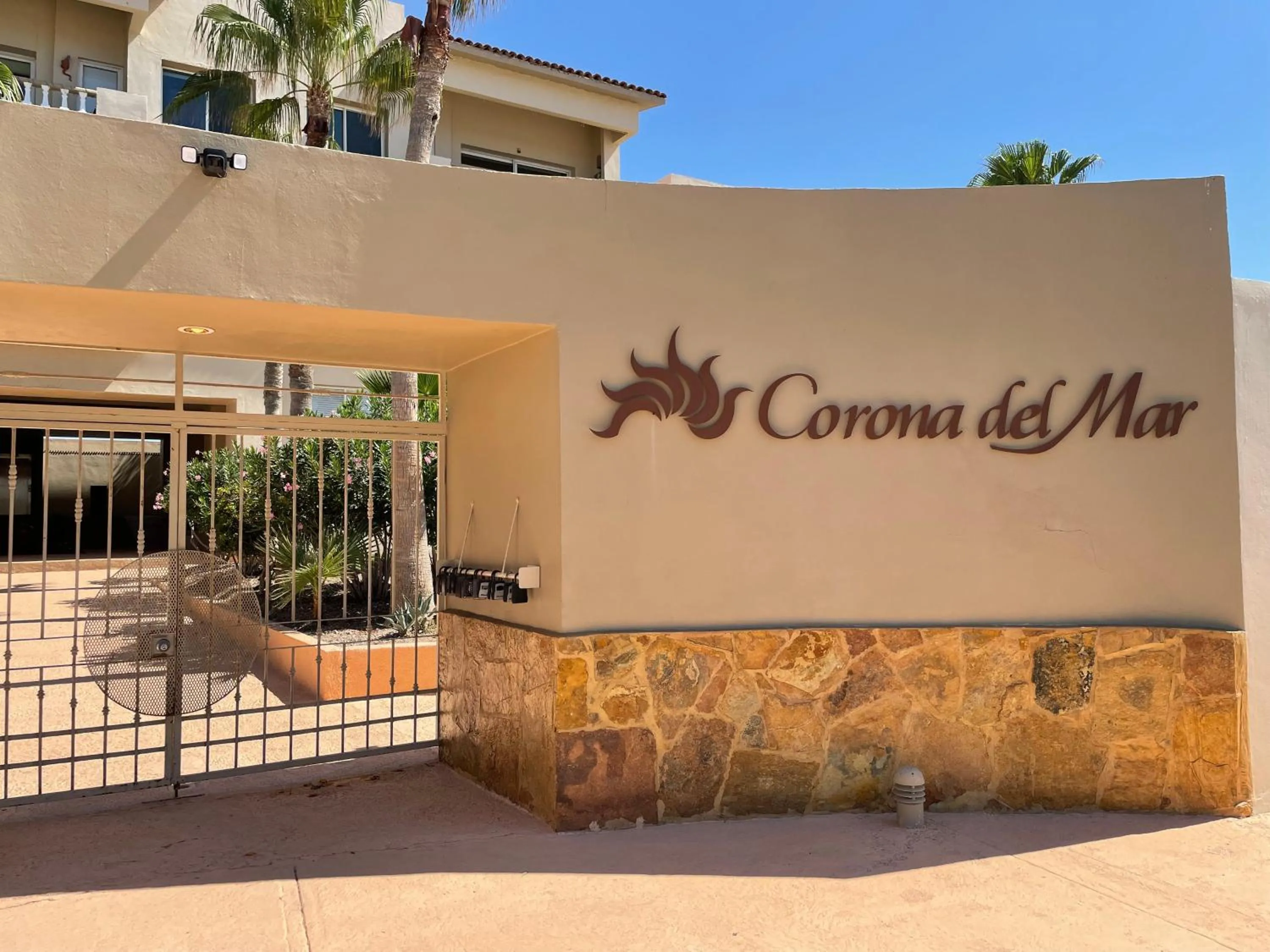 Corona del Mar By Rocky Host