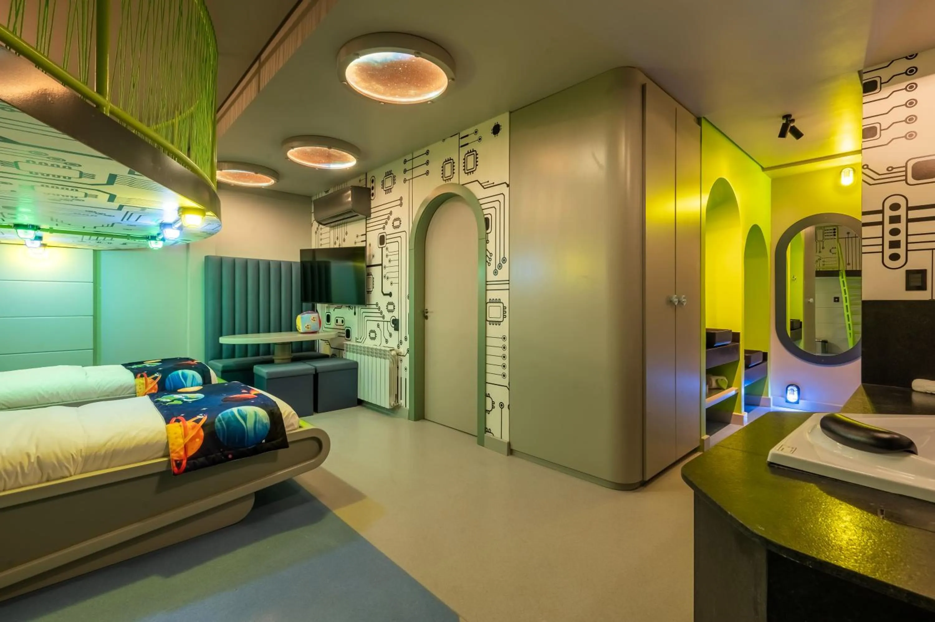 Bedroom, Bed in Mundo Criamigos Hotel Gramado