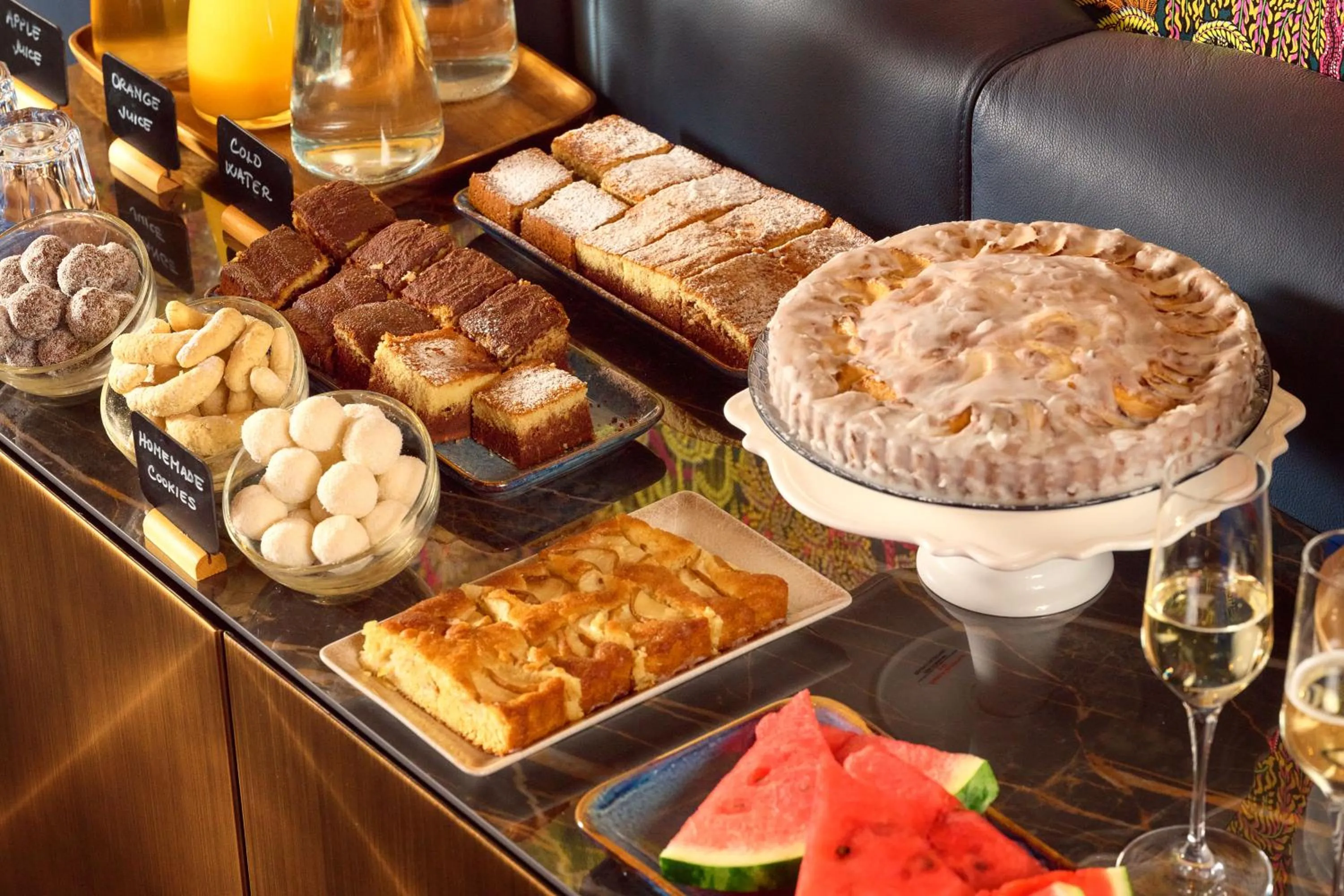 Food and drinks in Central Heritage Hotel