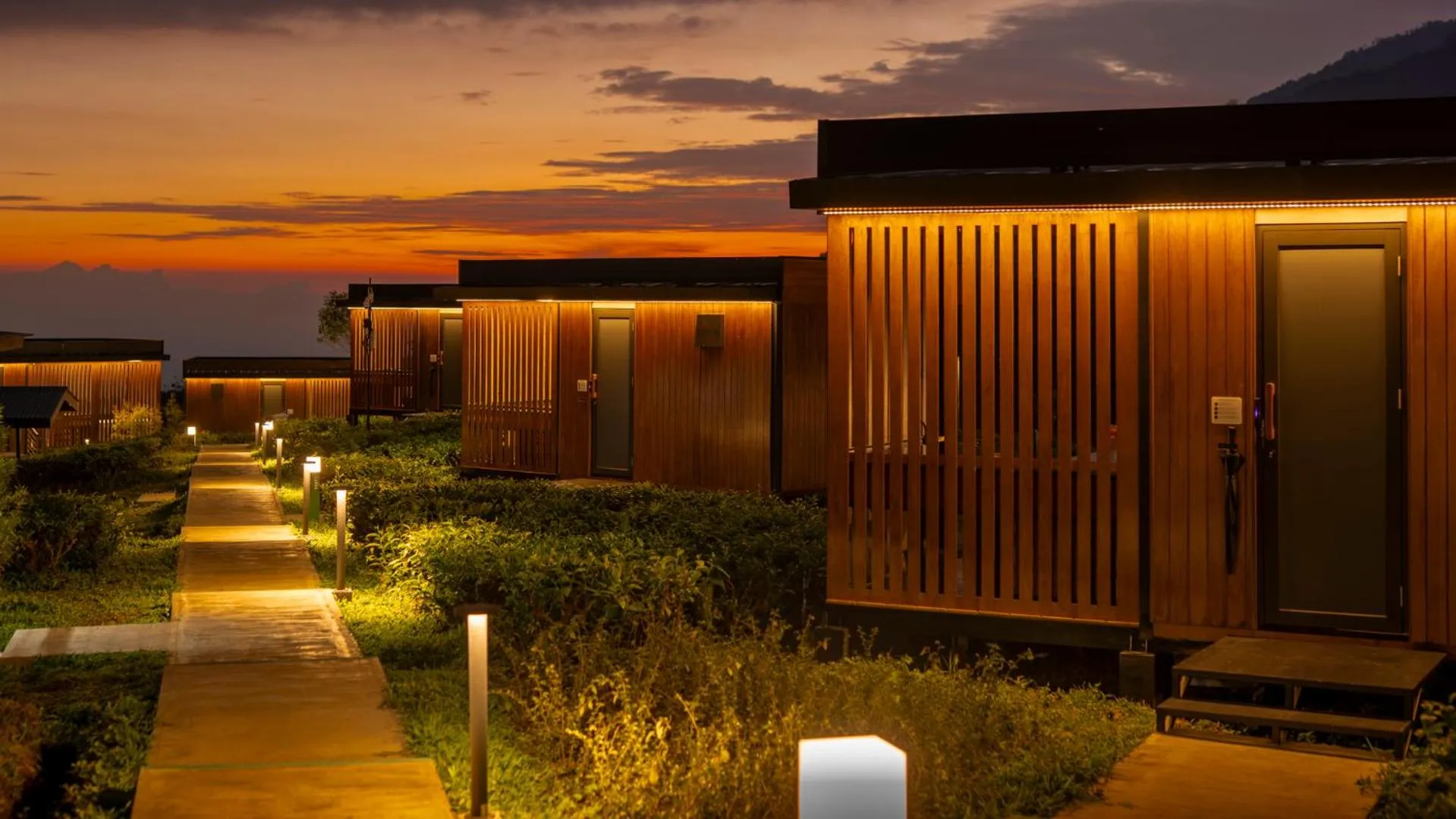 Property building in Bobocabin Sukawana, Bandung