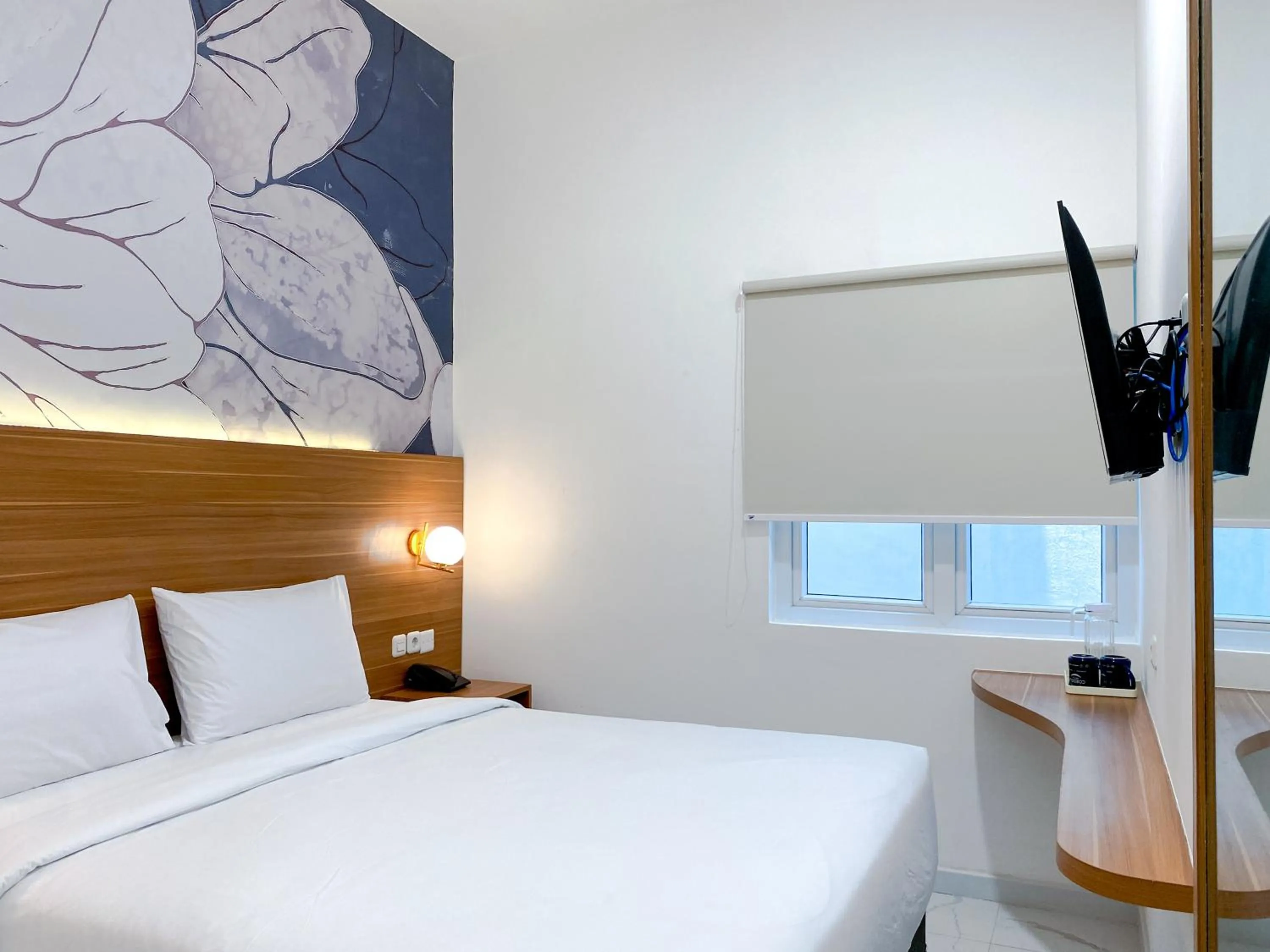 Bed in Cordex Hotel Marelan Medan