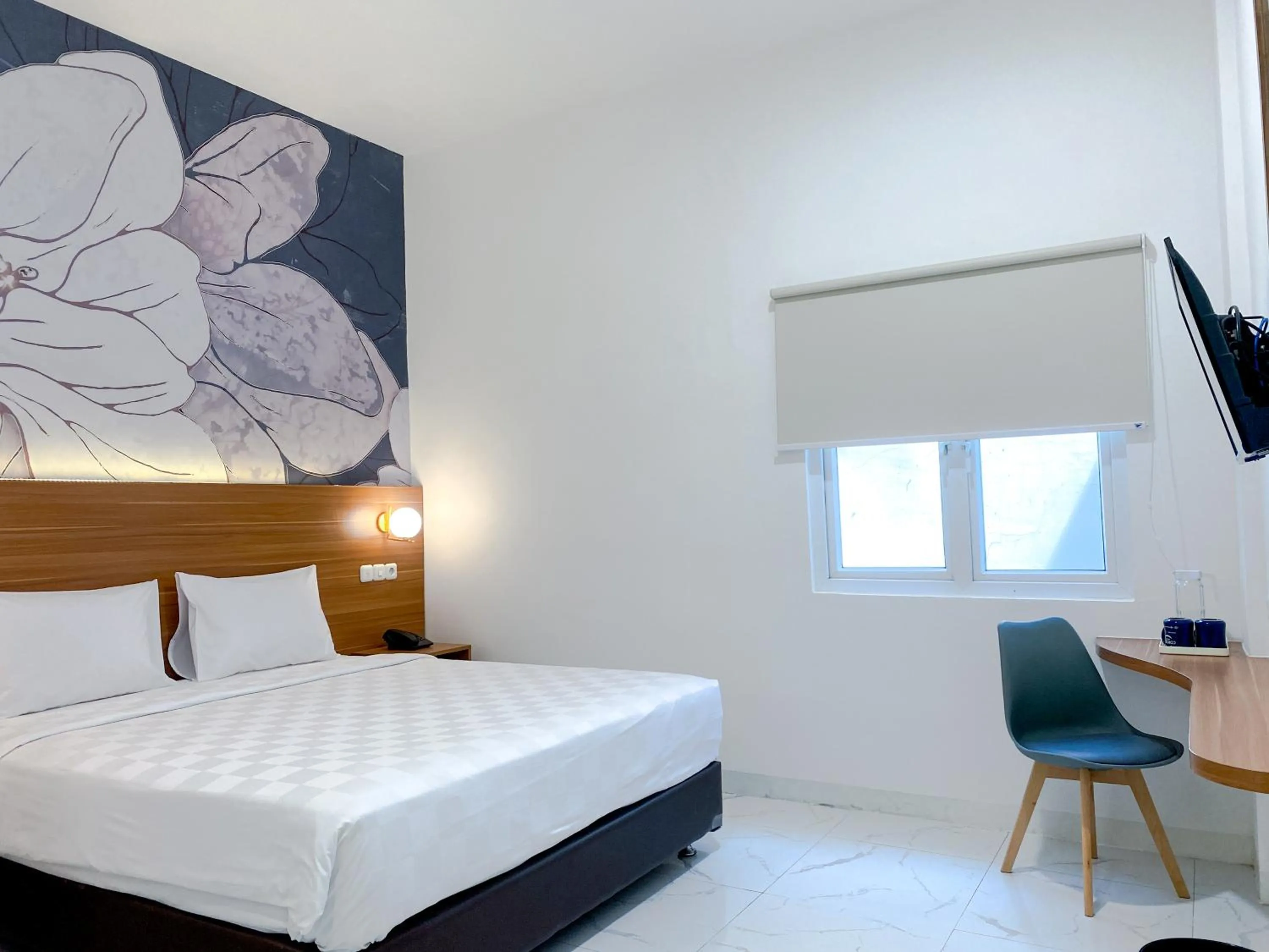 Bed in Cordex Hotel Marelan Medan