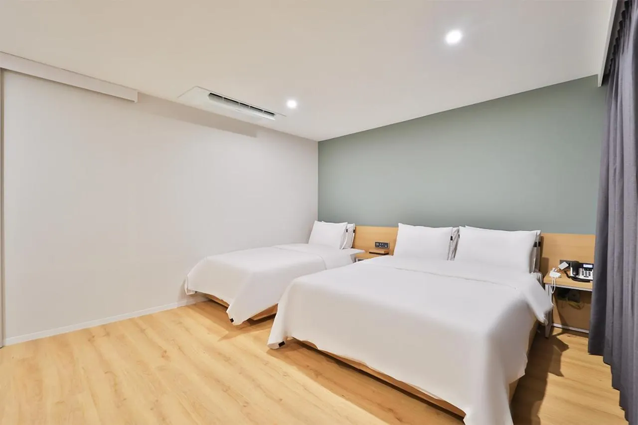 Bed in Gongdam Stay Hotel Ulsan Samsan