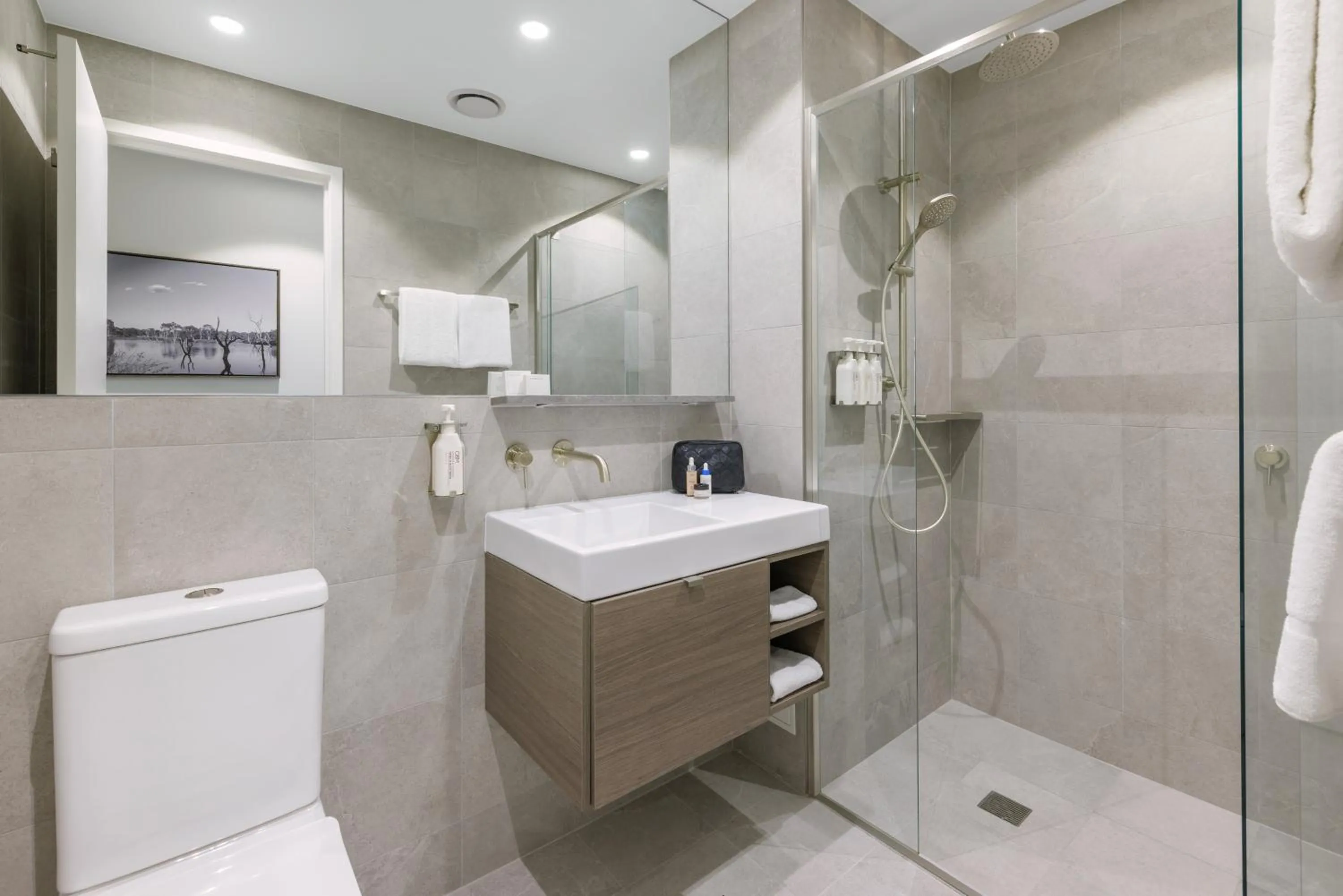 Shower in Punthill Tuggeranong