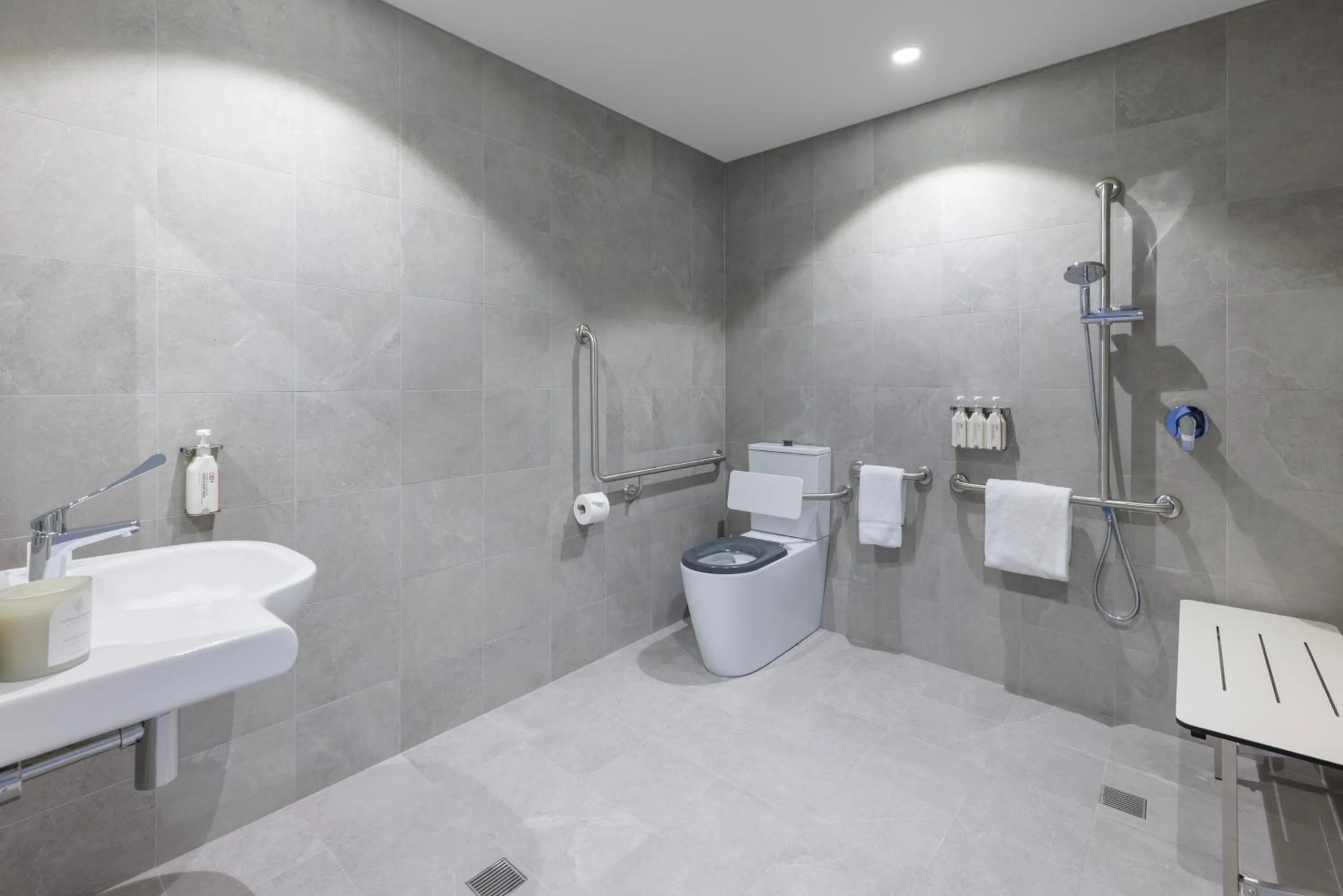 Toilet in Punthill Tuggeranong