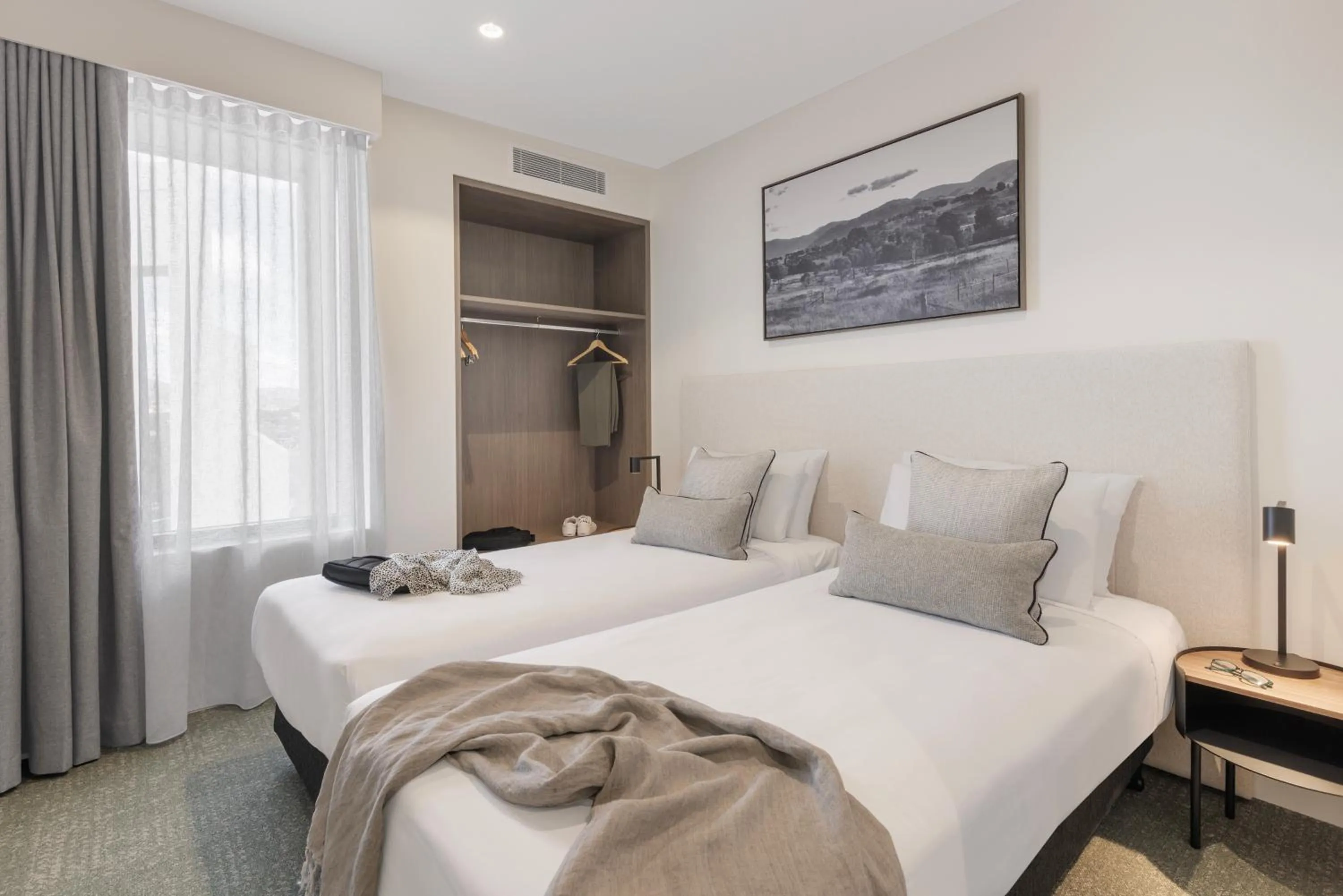 Bed in Punthill Tuggeranong