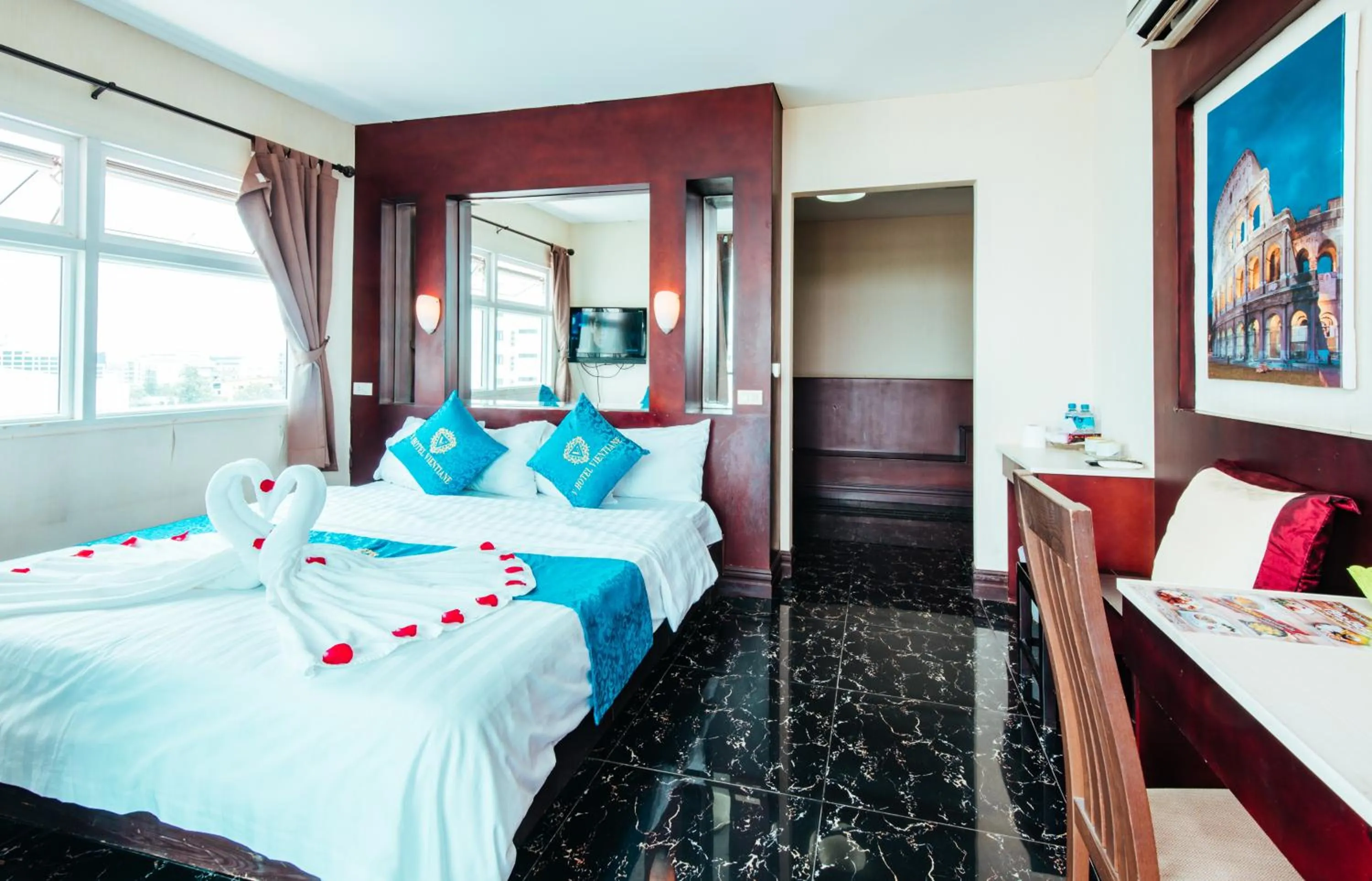 Bedroom, Bed in V Hotel Vientiane