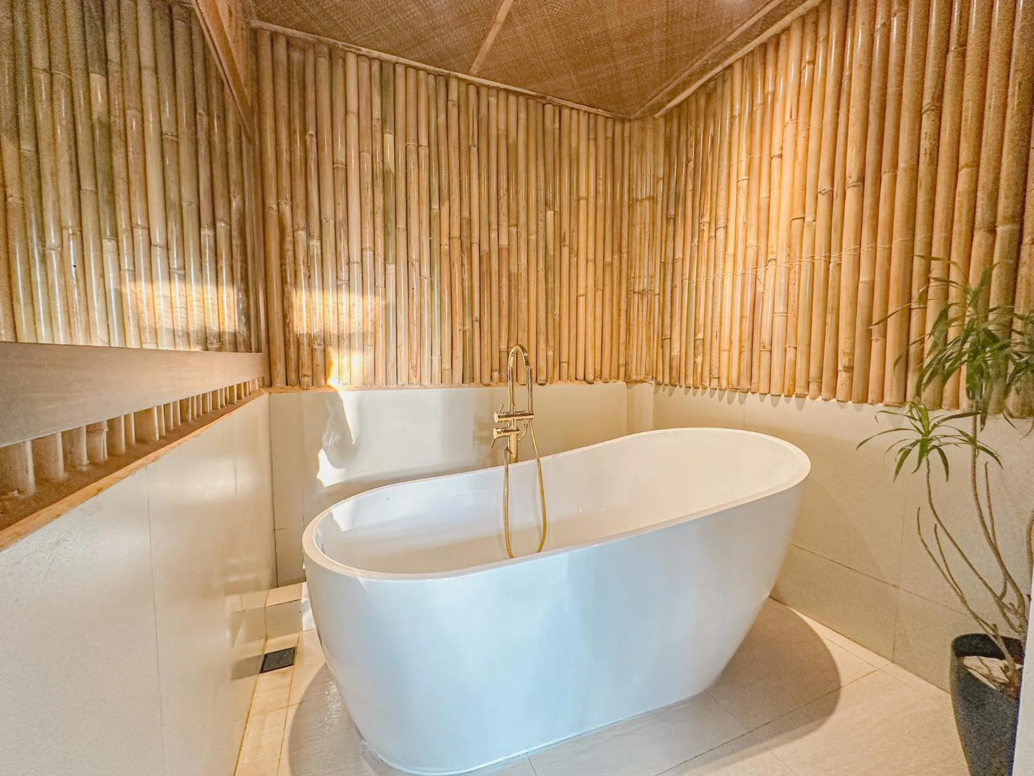 Hot Tub in RECA Resort Philippines Luxury Villas & Nature Retreat