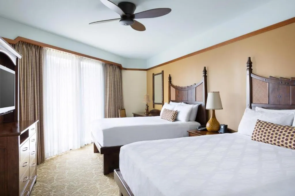 Bed in Aulani, Disney Vacation Club Villas
