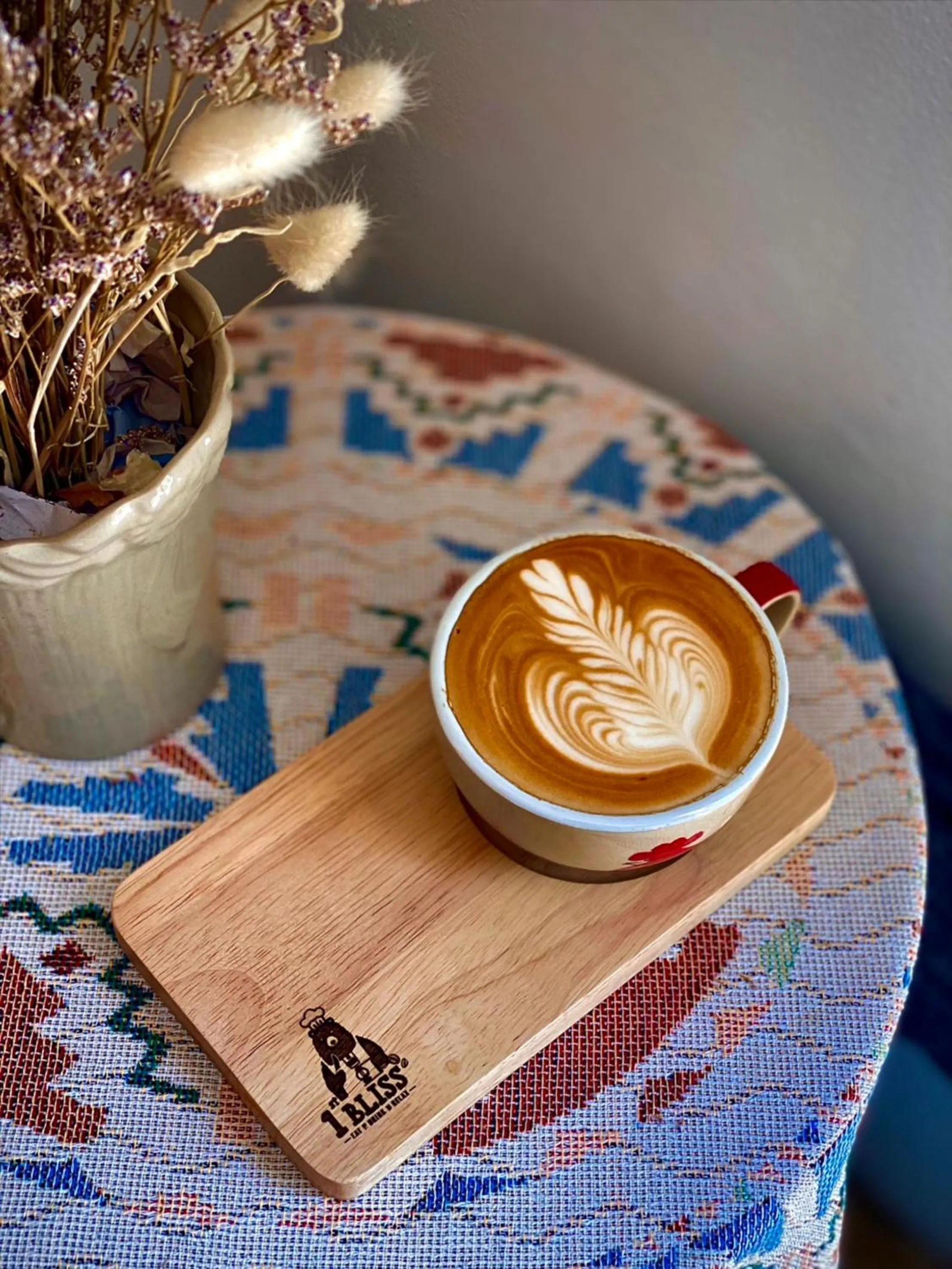 Restaurant/places to eat in Penguin Villa Resort & Bistro