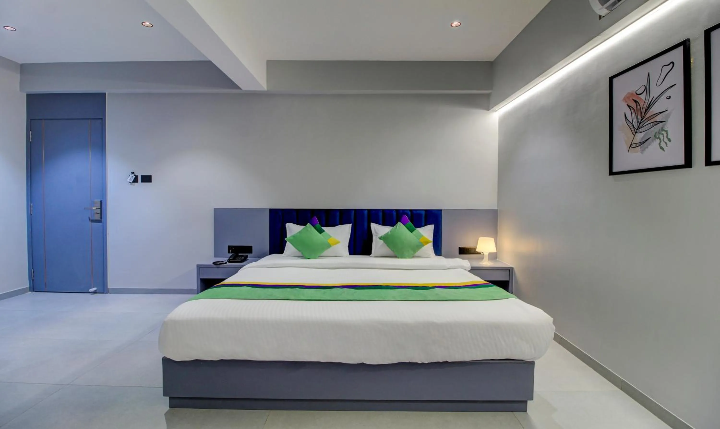 Bed in Comfort Inn Baner- Indian nationals only