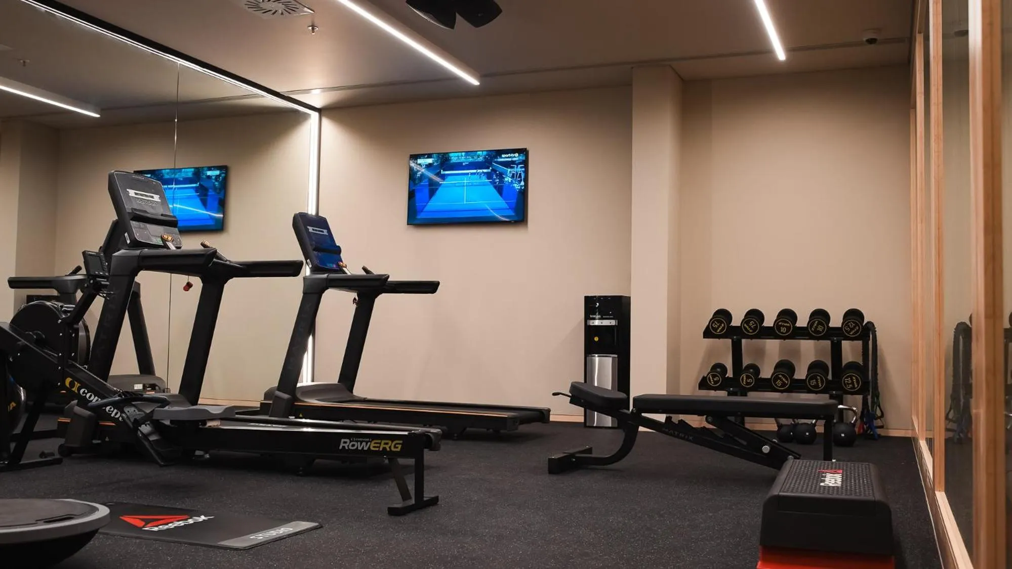 TV and multimedia in INNSiDE by Meliá Braga Centro