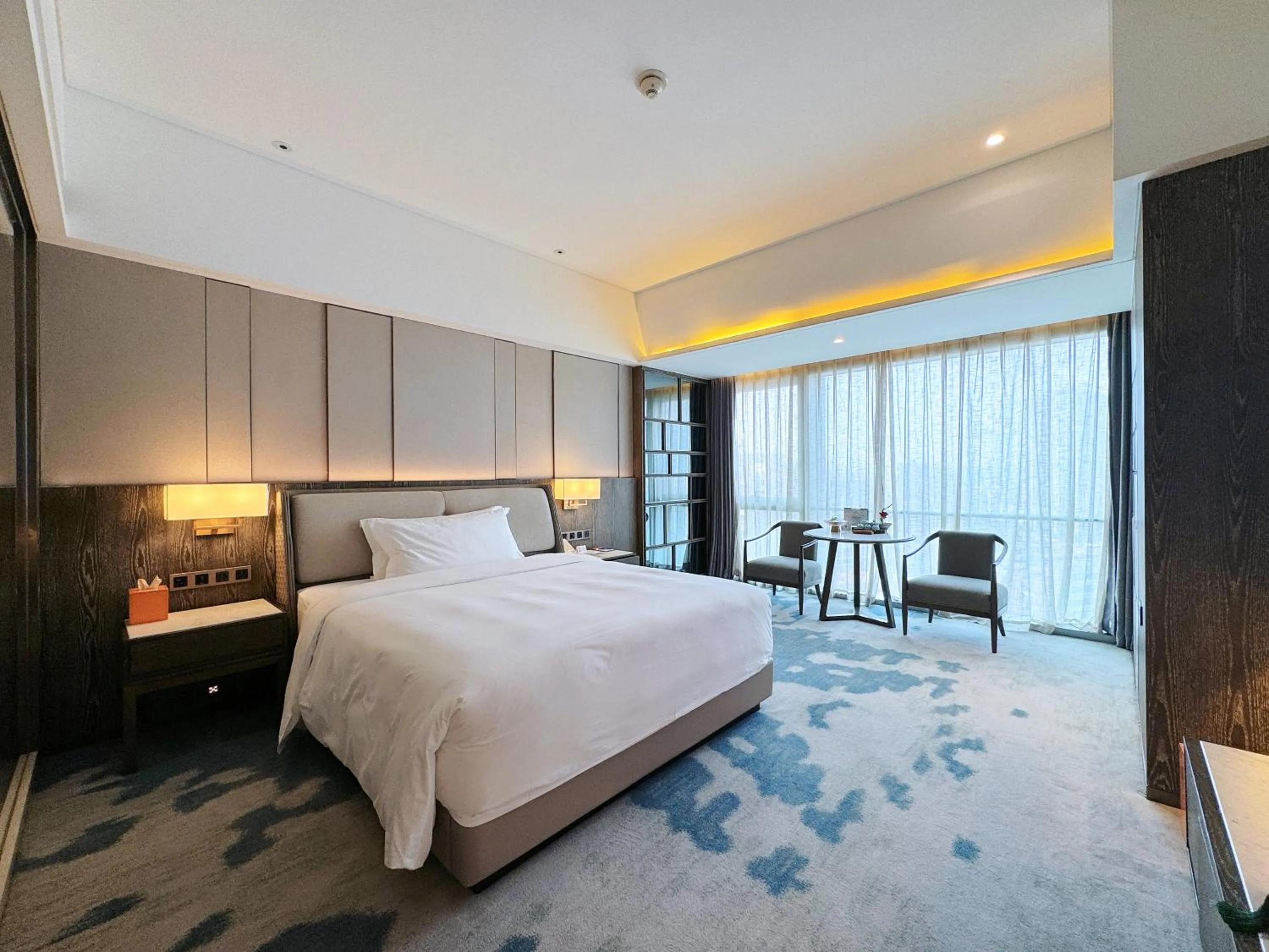 Bed in Beijing Xiamenair Jianianhua Hotel