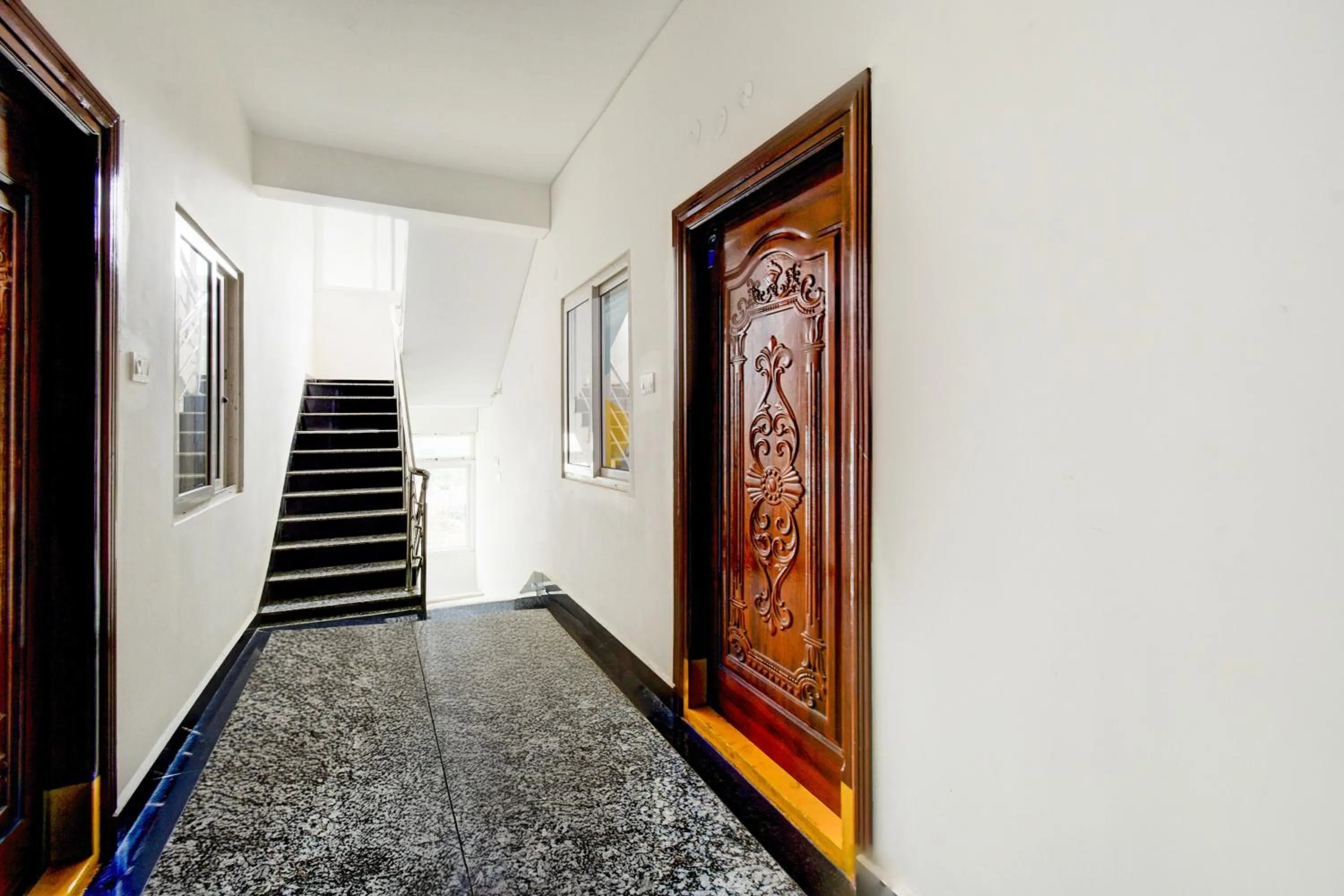 Lobby or reception in Super Collection O DLF CyberCity Hyderabad Formerly Key Suites