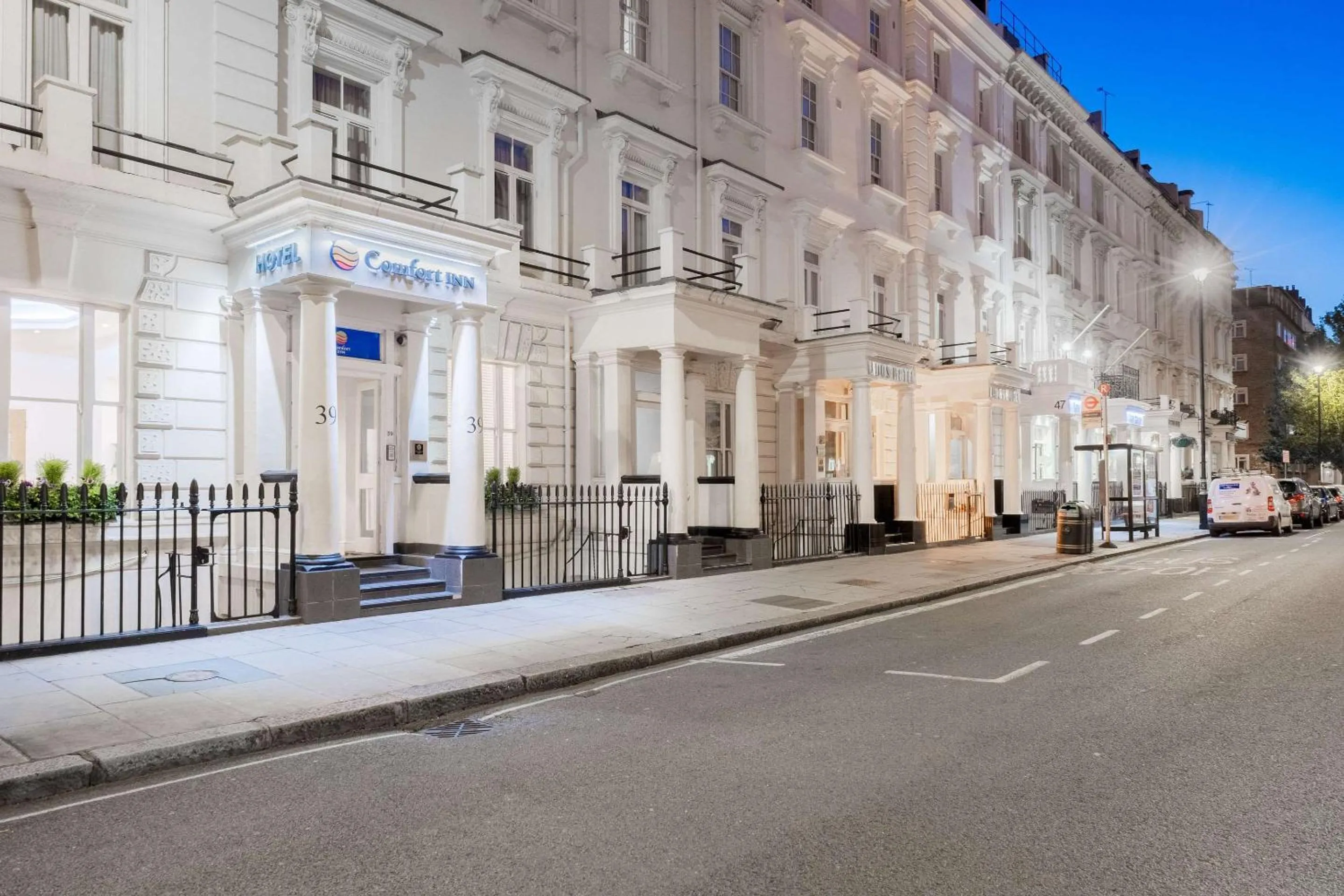 Property building in Comfort Inn Westminster