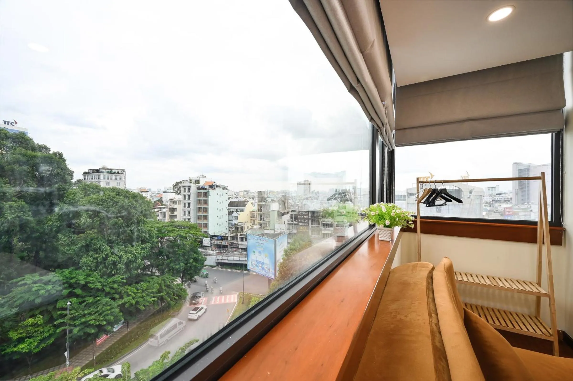 Balcony/Terrace in Red Sun Airport Saigon Hotel